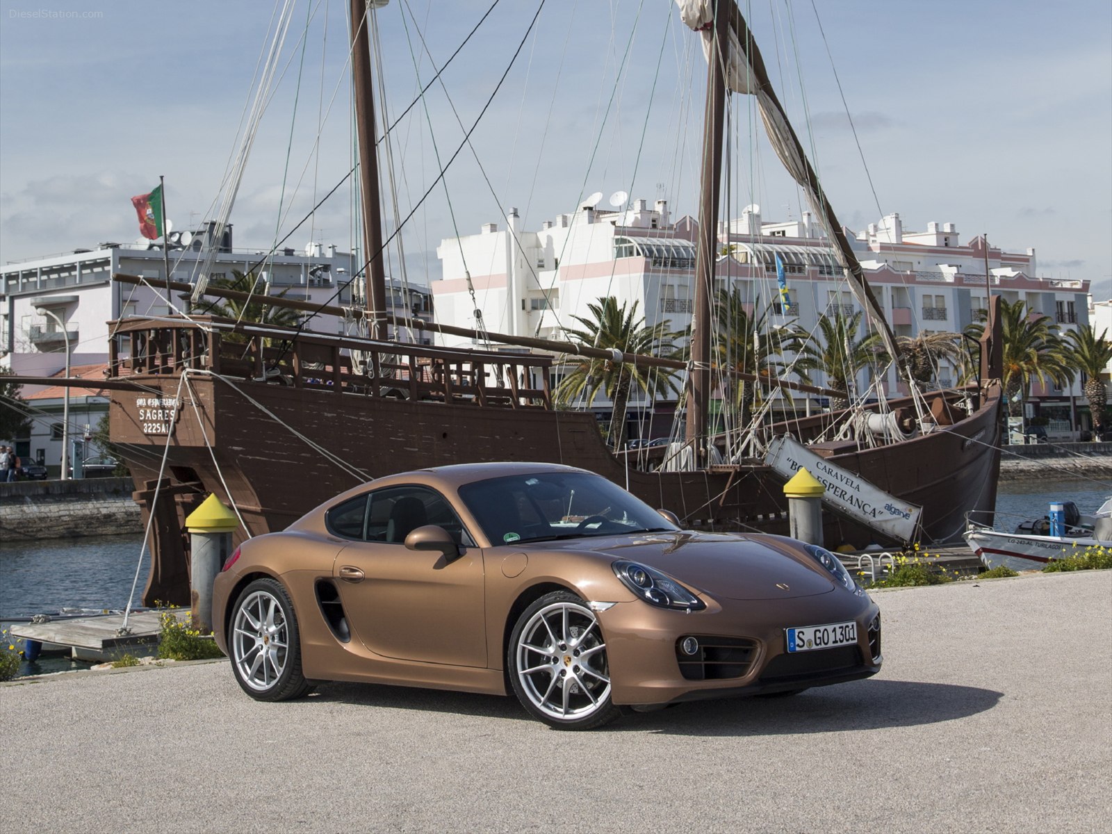 Porsche Cayman 2014