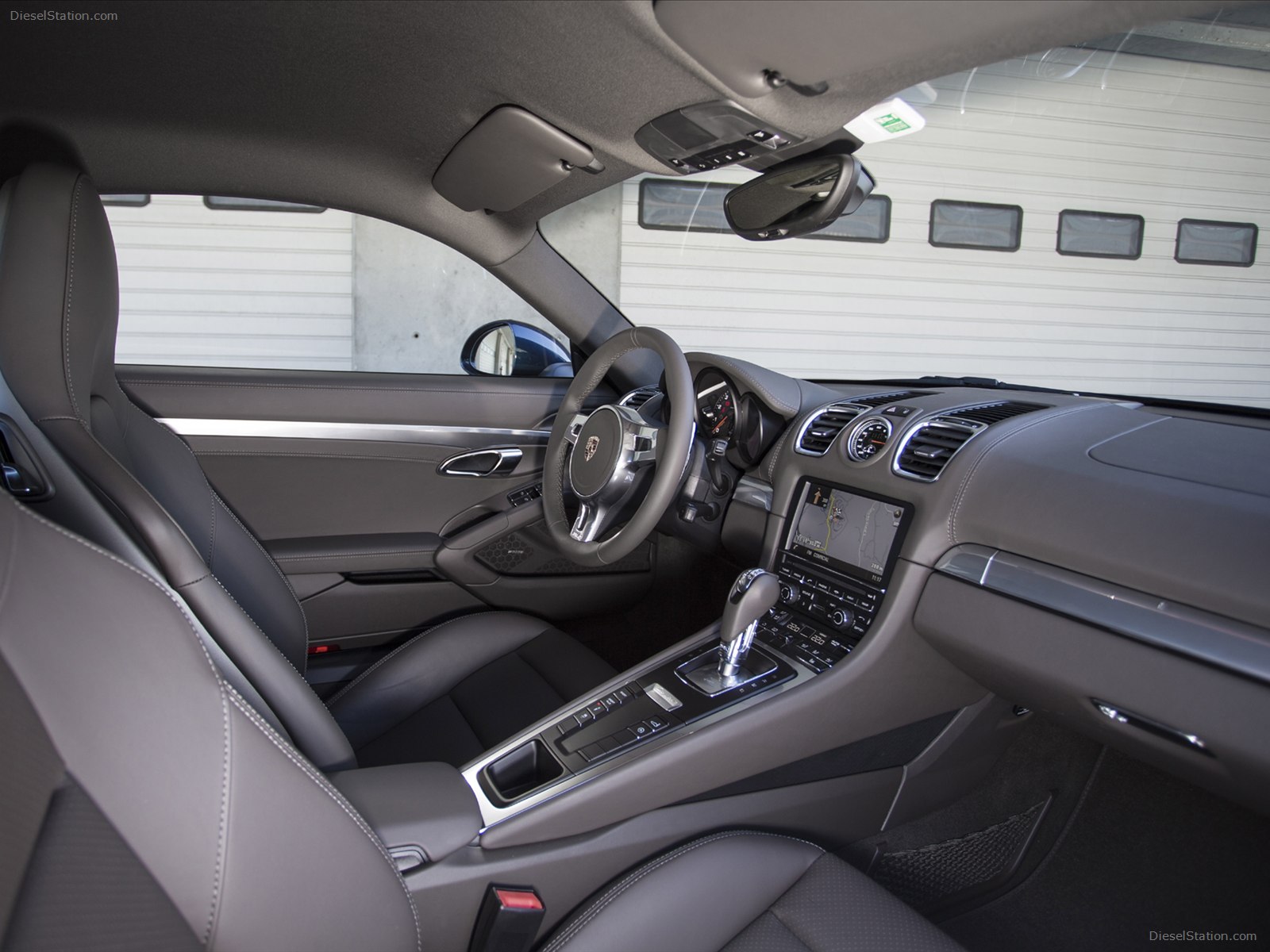 Porsche Cayman 2014