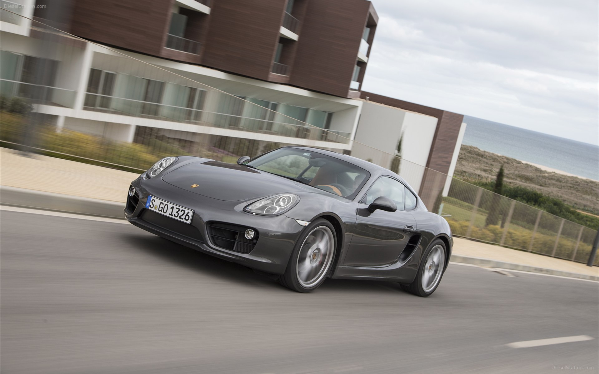 Porsche Cayman 2014