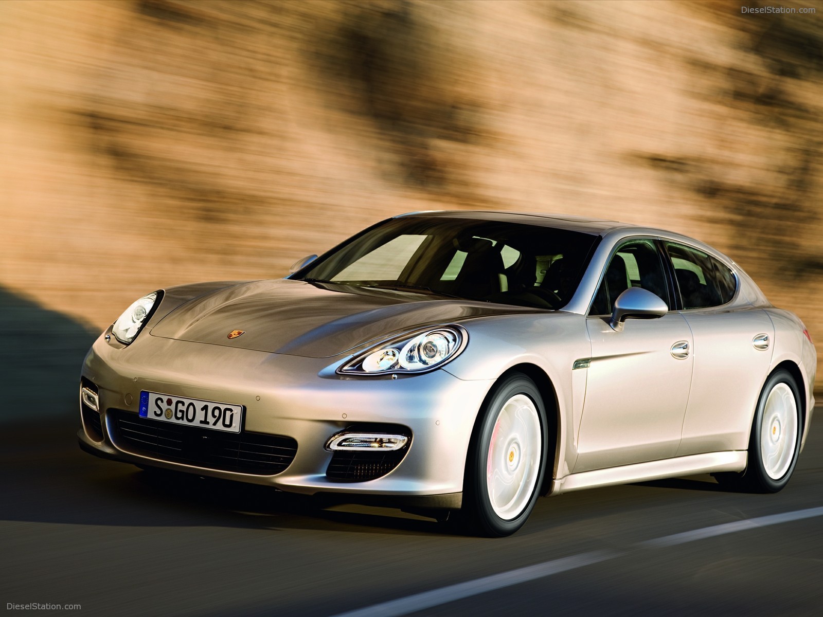 Porsche Panamera North American Debut Video Porsche Panamera North American Debut Video