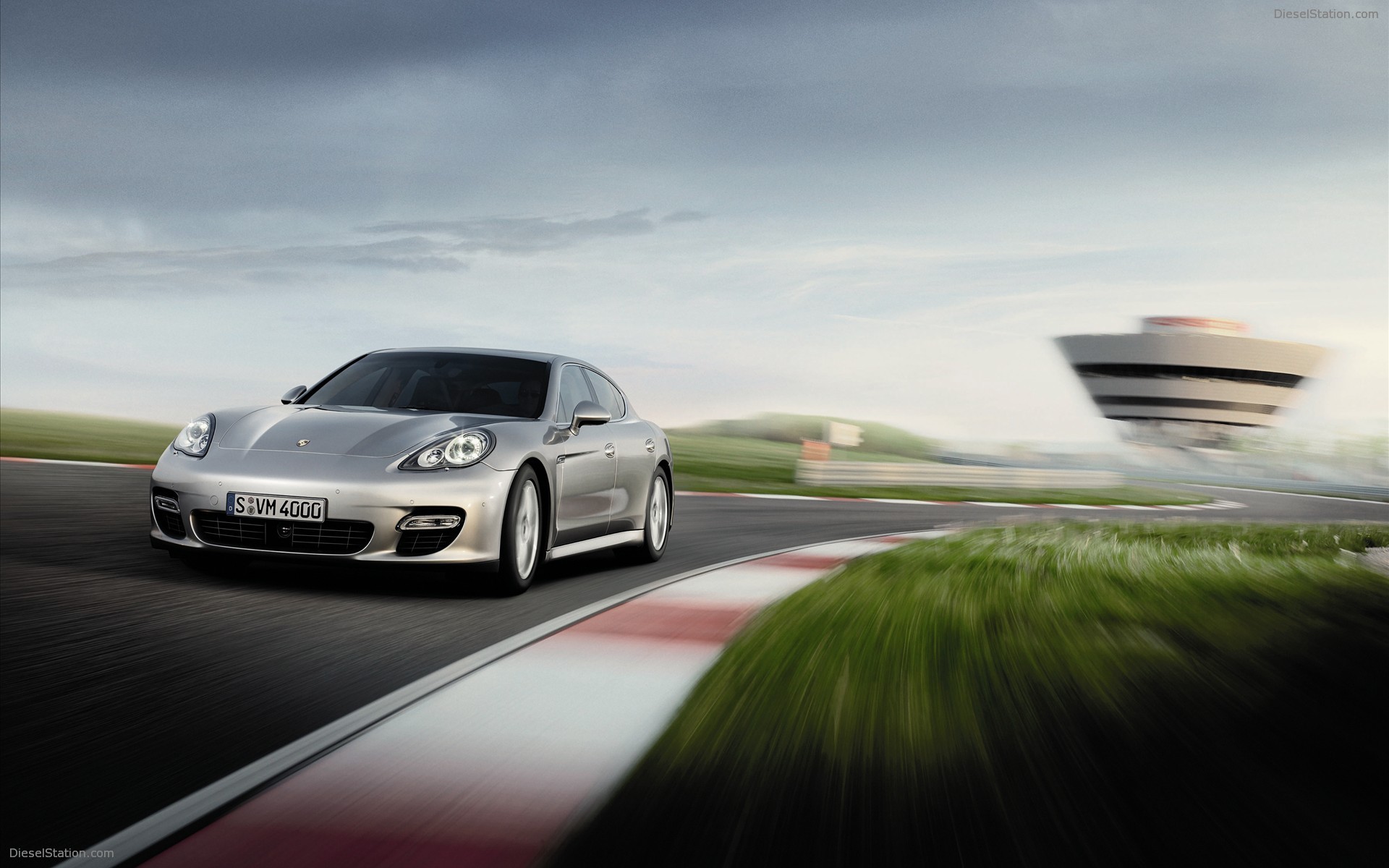 Porsche Panamera North American Debut Video Porsche Panamera North American Debut Video