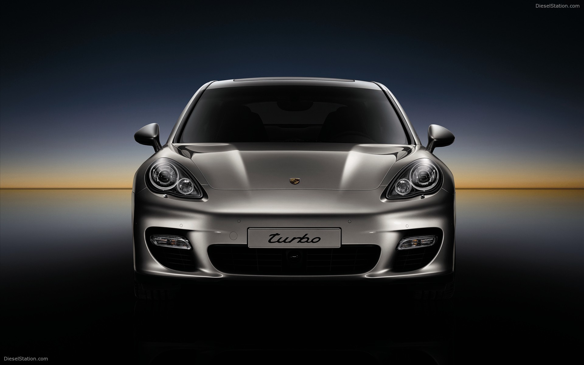 Porsche Panamera North American Debut Video