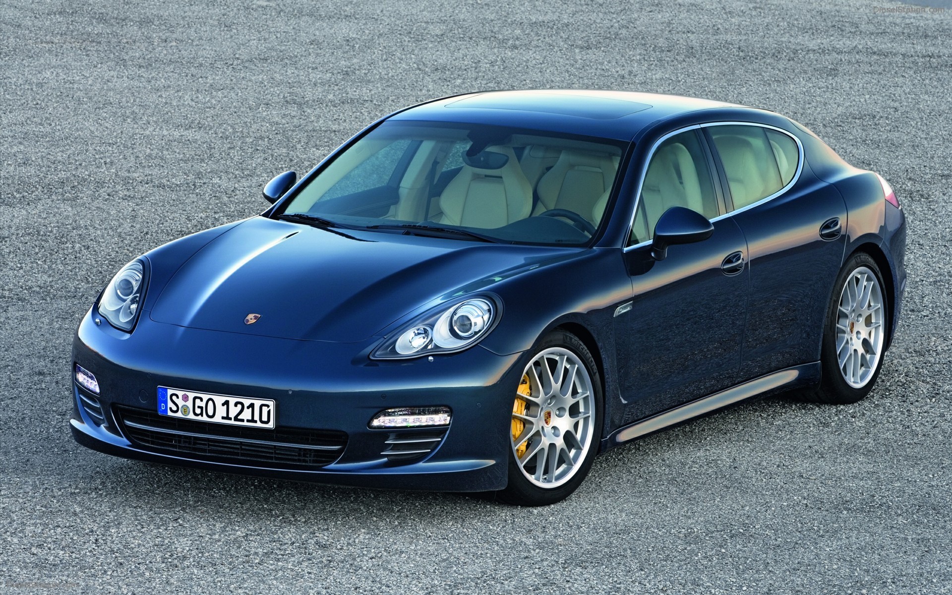 Porsche Panamera North American Debut Video Porsche Panamera North American Debut Video