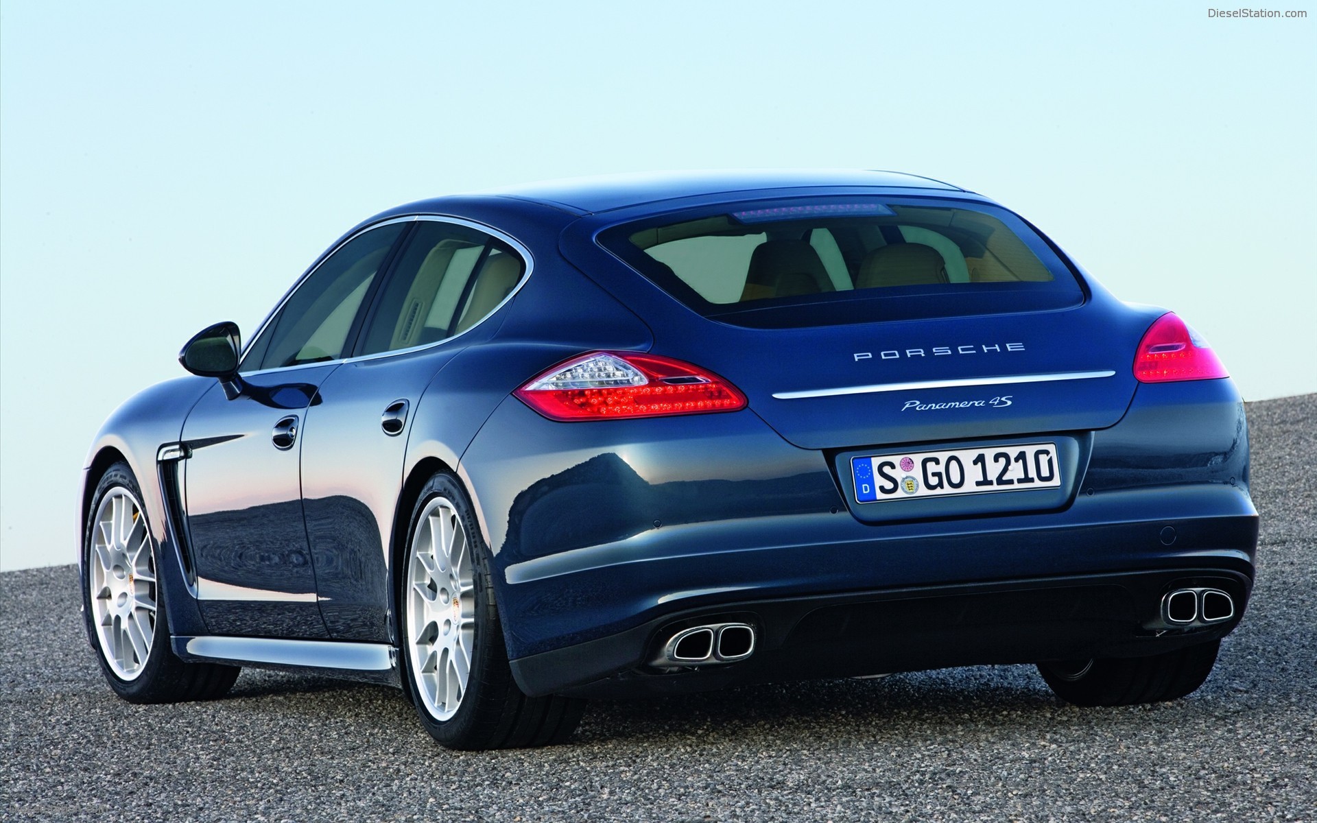 Porsche Panamera North American Debut Video Porsche Panamera North American Debut Video