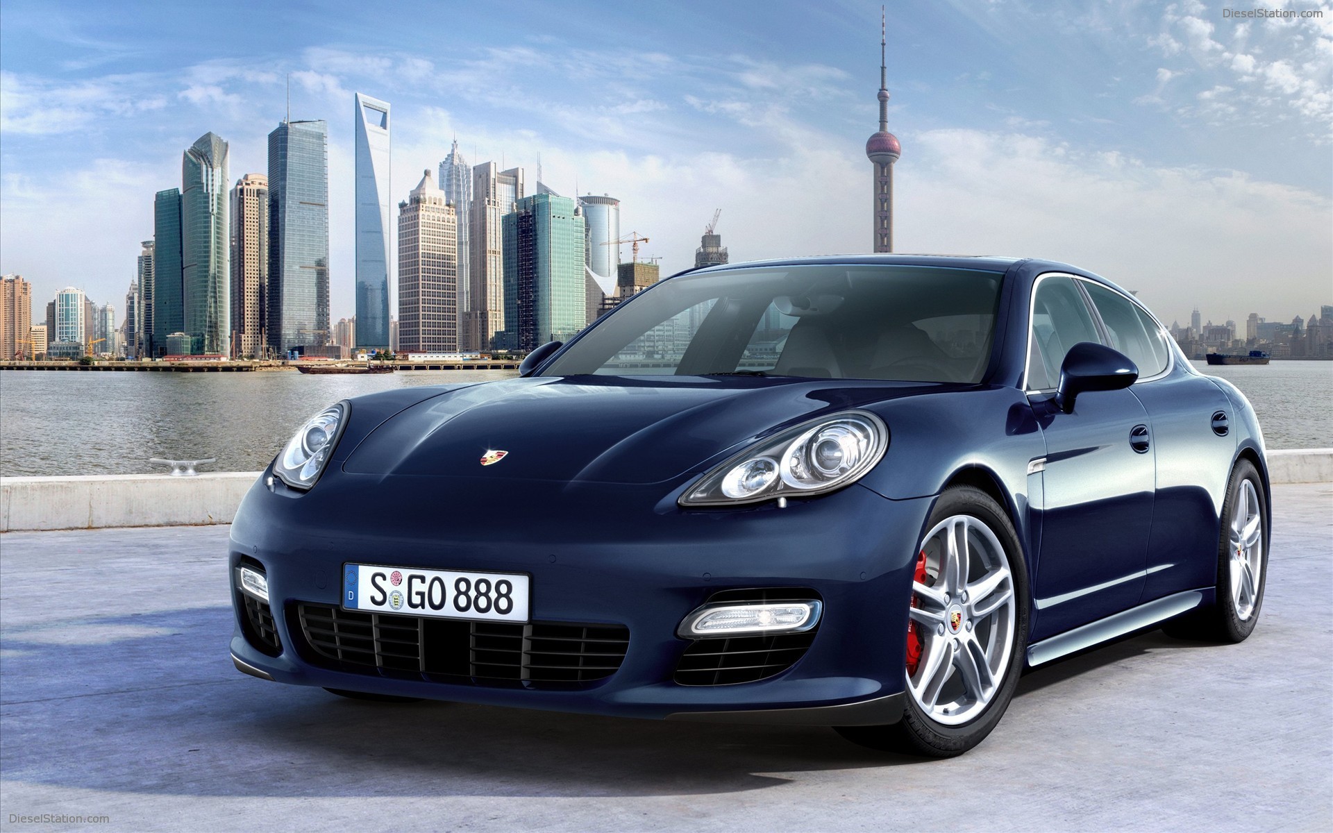 Porsche Panamera North American Debut Video Porsche Panamera North American Debut Video