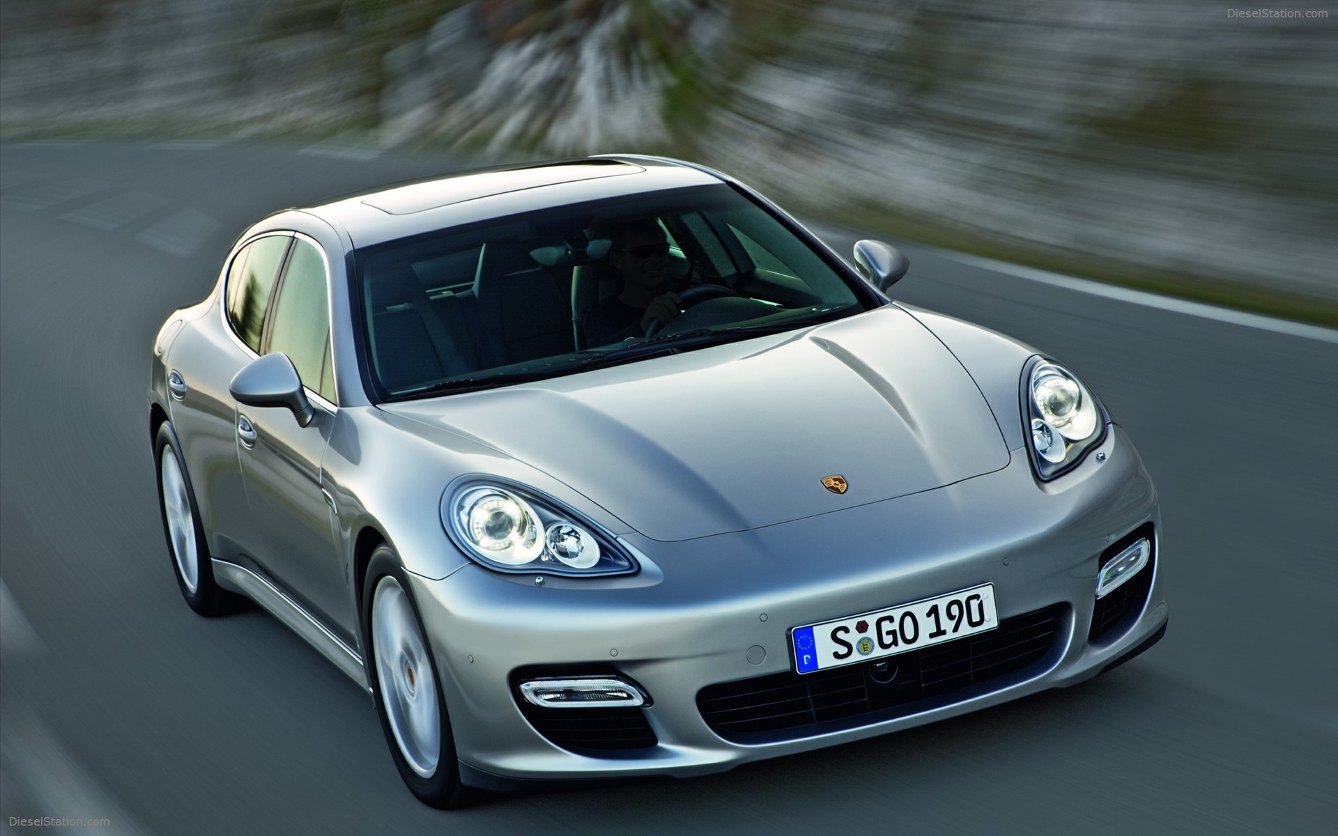Porsche Panamera North American Debut Video Porsche Panamera North American Debut Video
