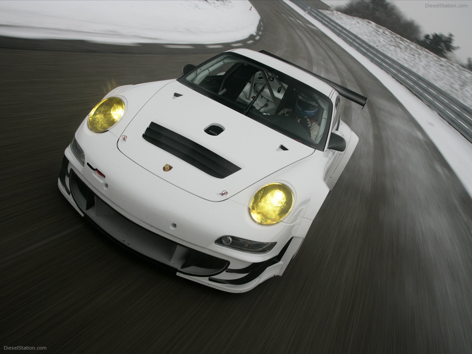 New Porsche 911 GT3 RSR