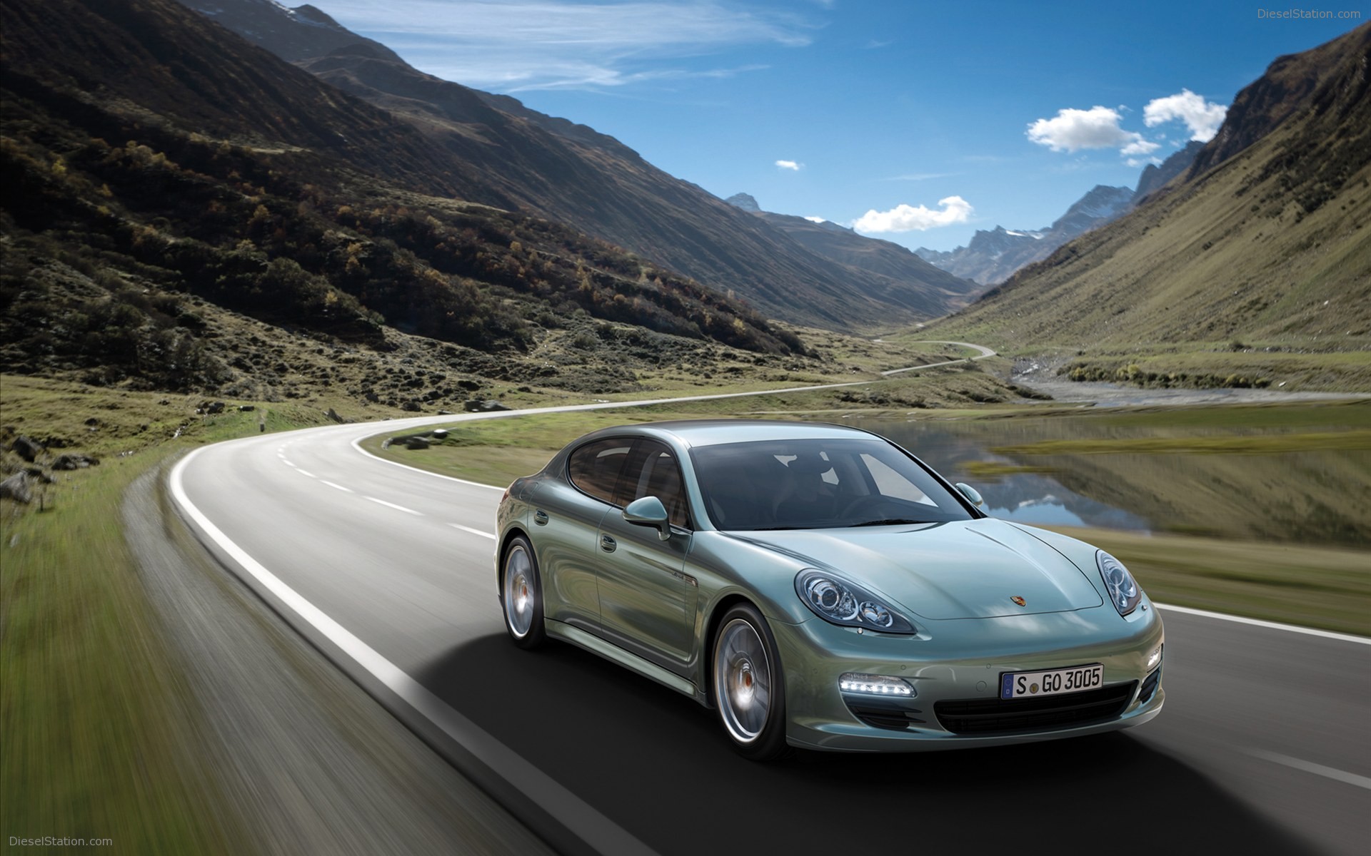 Porsche Panamera Diesel 2011