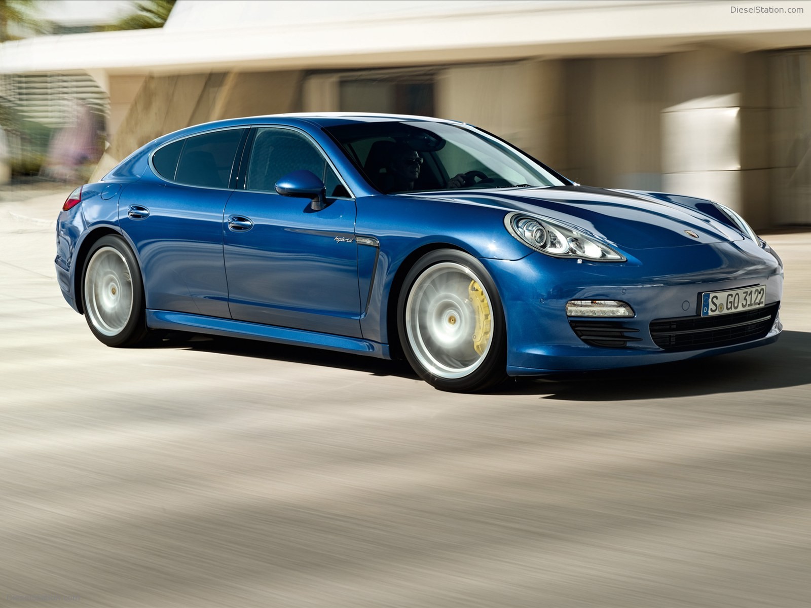 Porsche Panamera S Hybrid  2011