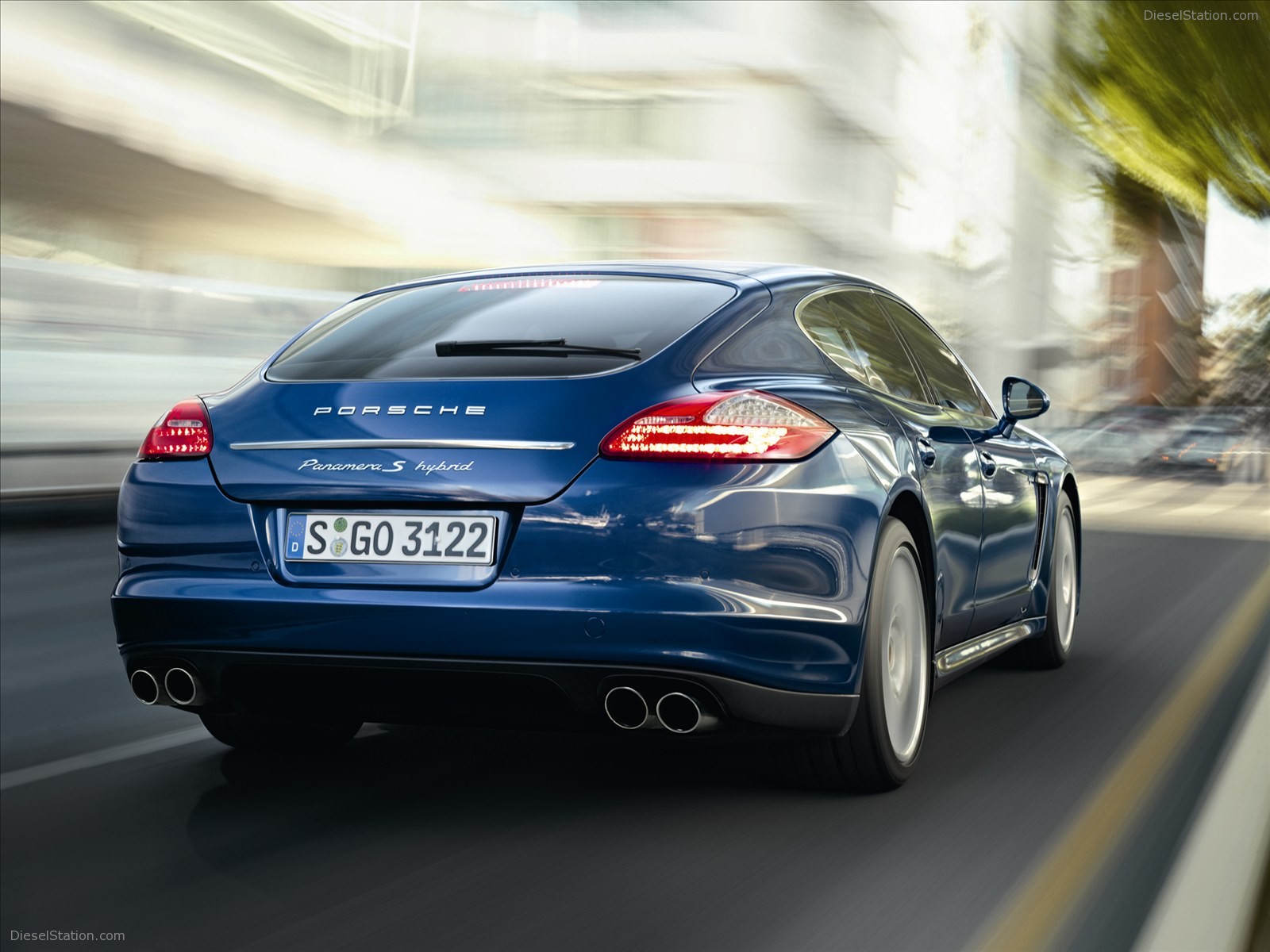 Porsche Panamera S Hybrid  2011