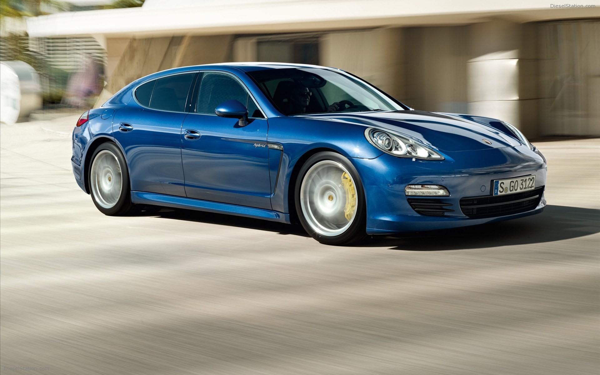 Porsche Panamera S Hybrid  2011