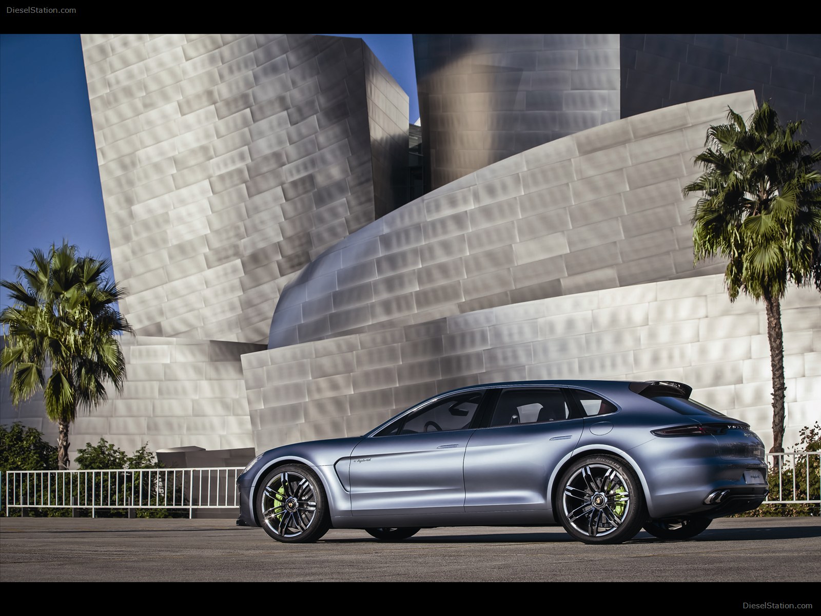 Porsche Panamera Sport Turismo Concept Car 2012 Porsche Panamera Sport Turismo Concept Car 2012