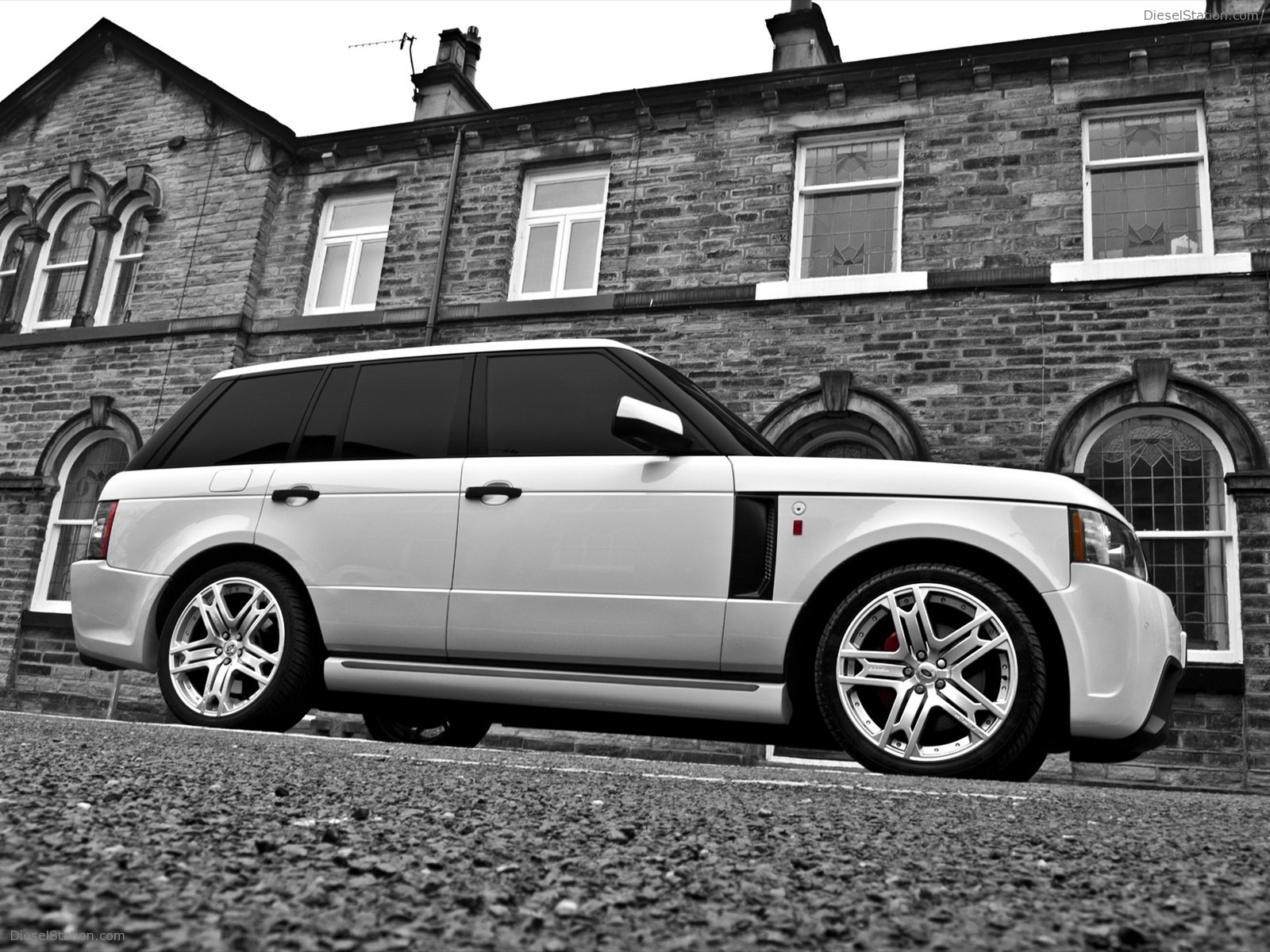 Range Rover Vogue - Kahn Design 2011