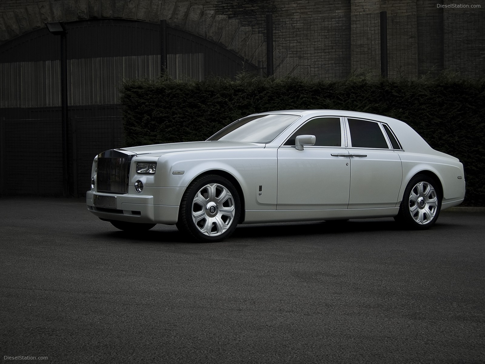 Project Kahn Rolls Royce Phantom