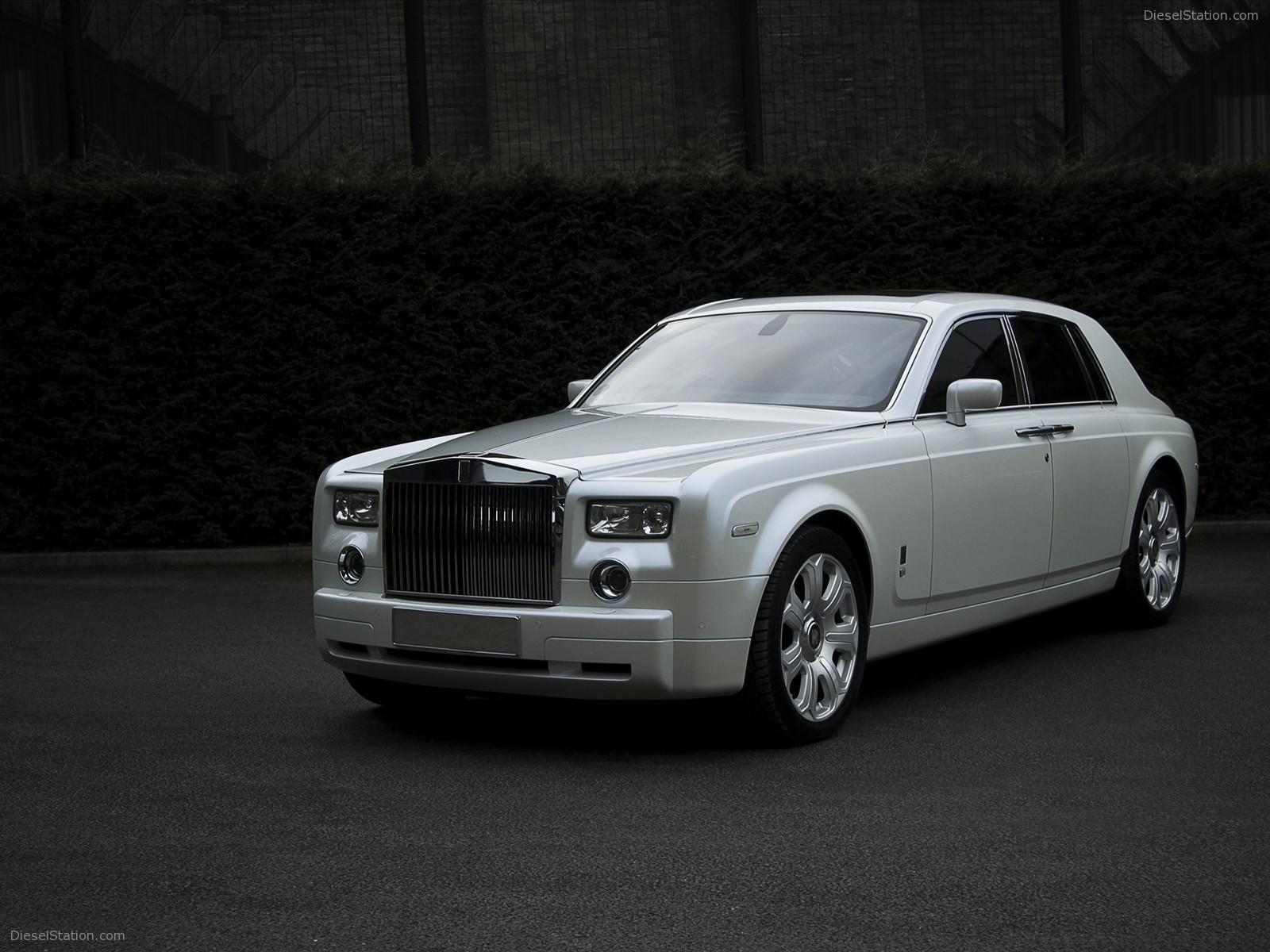 Project Kahn Rolls Royce Phantom