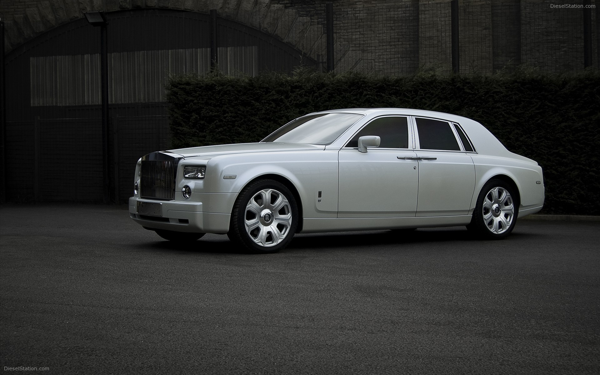 Project Kahn Rolls Royce Phantom