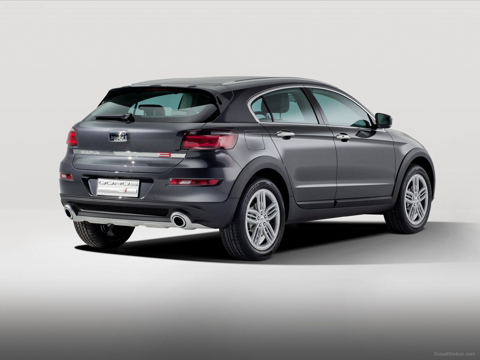 Qoros 3 Cross Hybrid Concept 2013