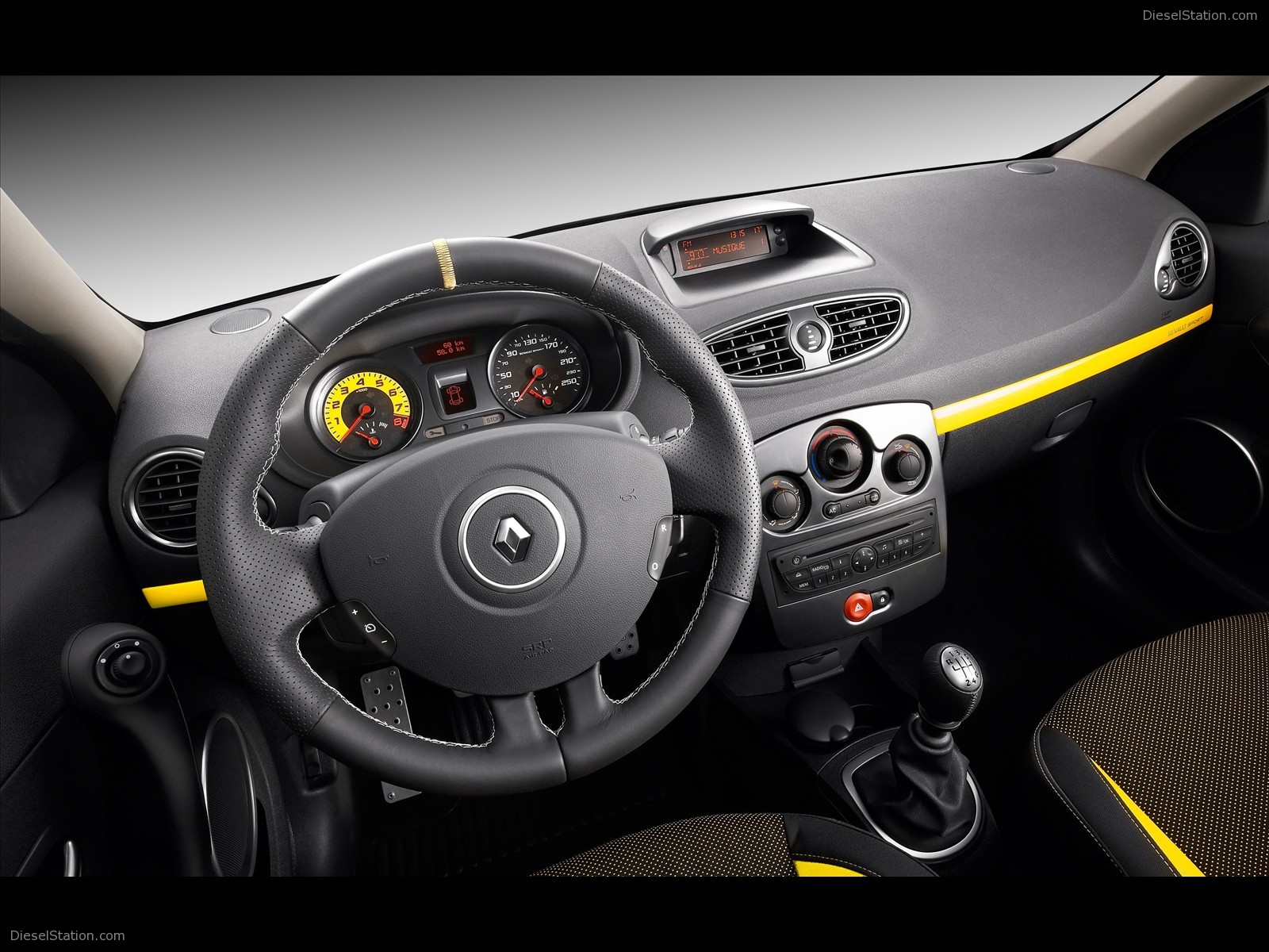 2010 Renault Clio Sport