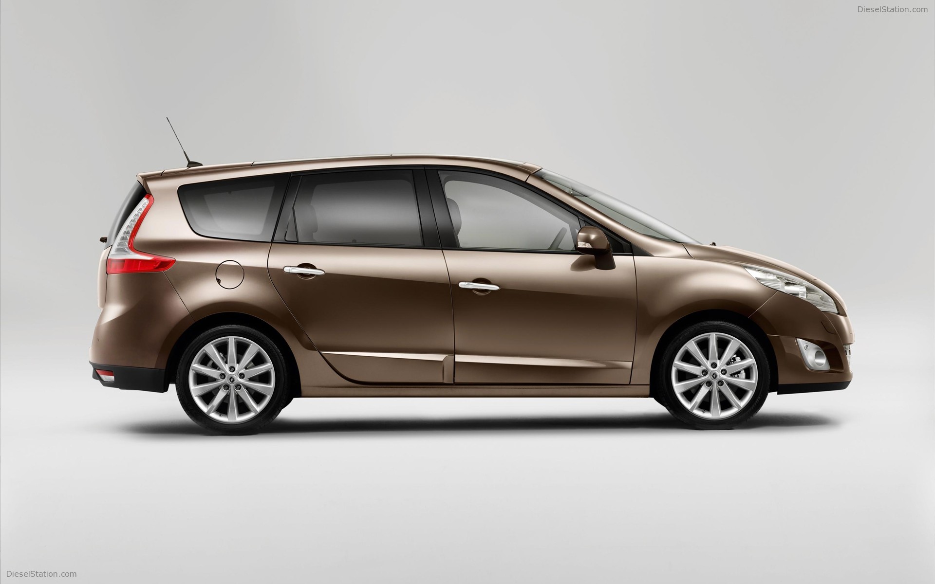 2010 New Renault Grand Scenic