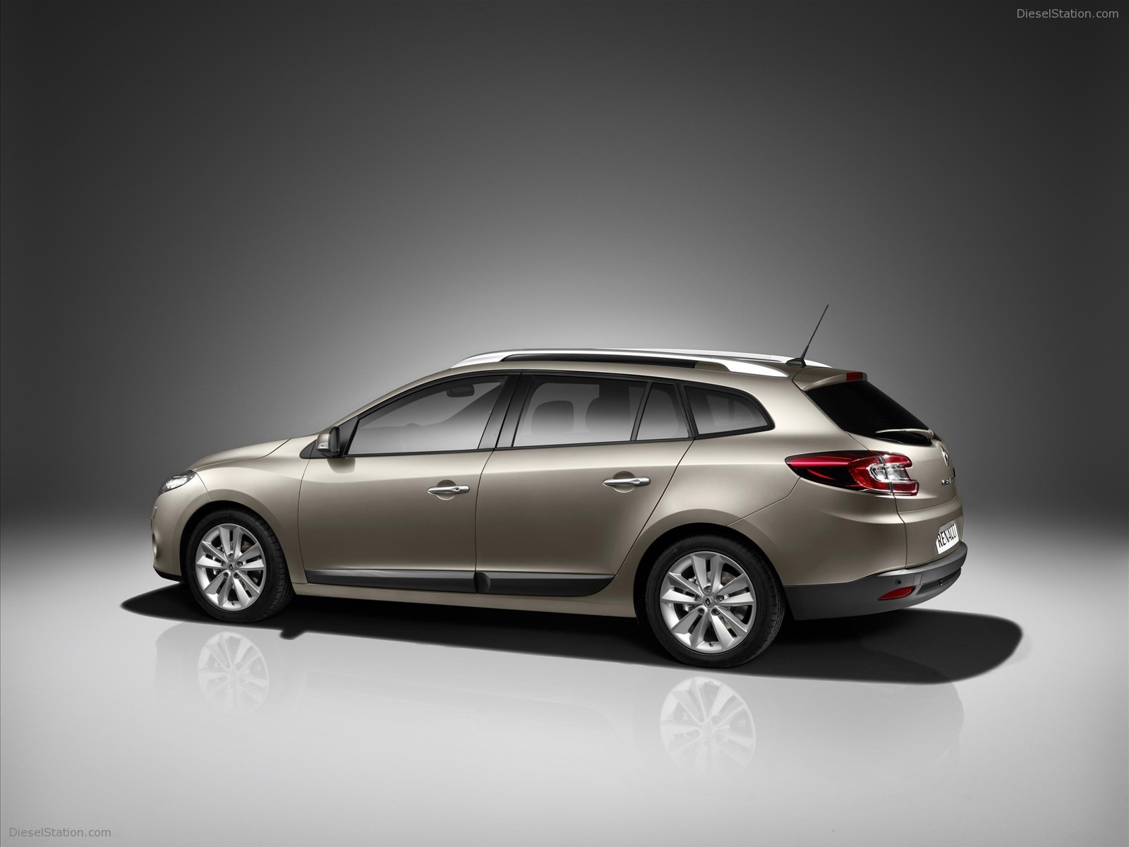 2010 New Renault Megane Estate