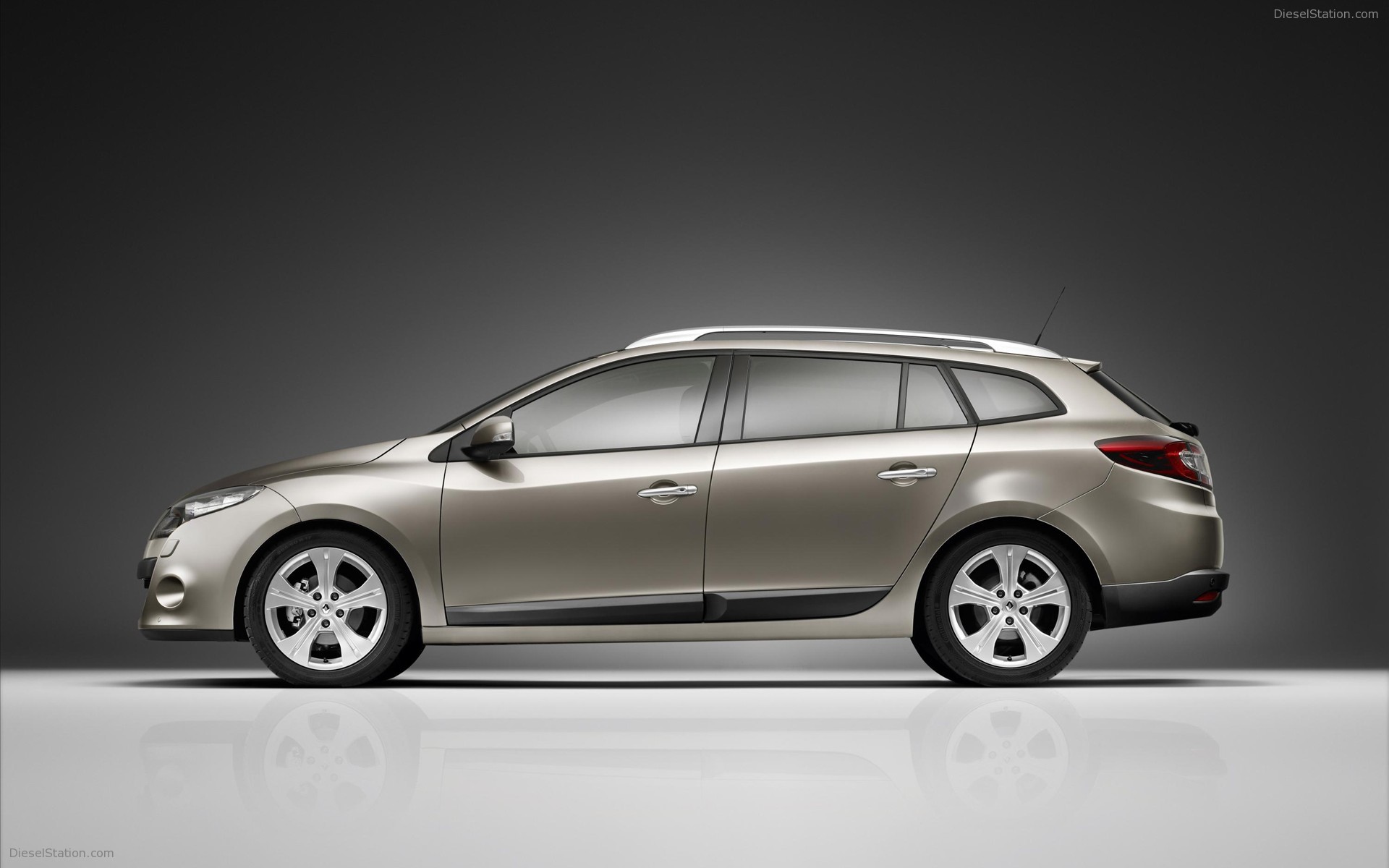 2010 New Renault Megane Estate