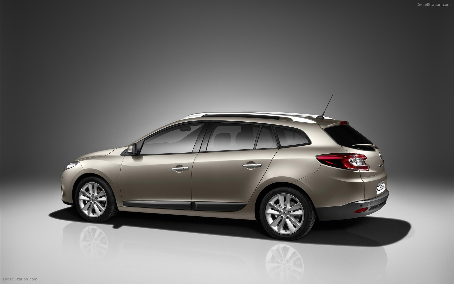 2010 New Renault Megane Estate