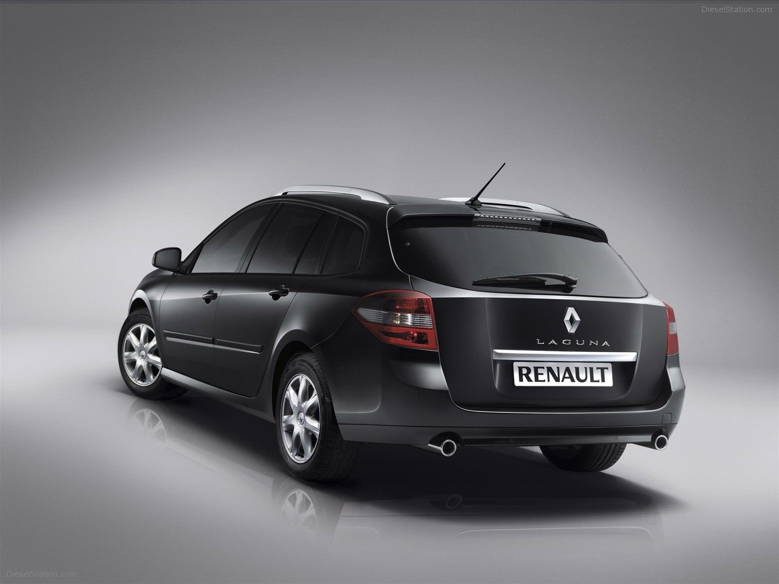 Renault Laguna Black Edition