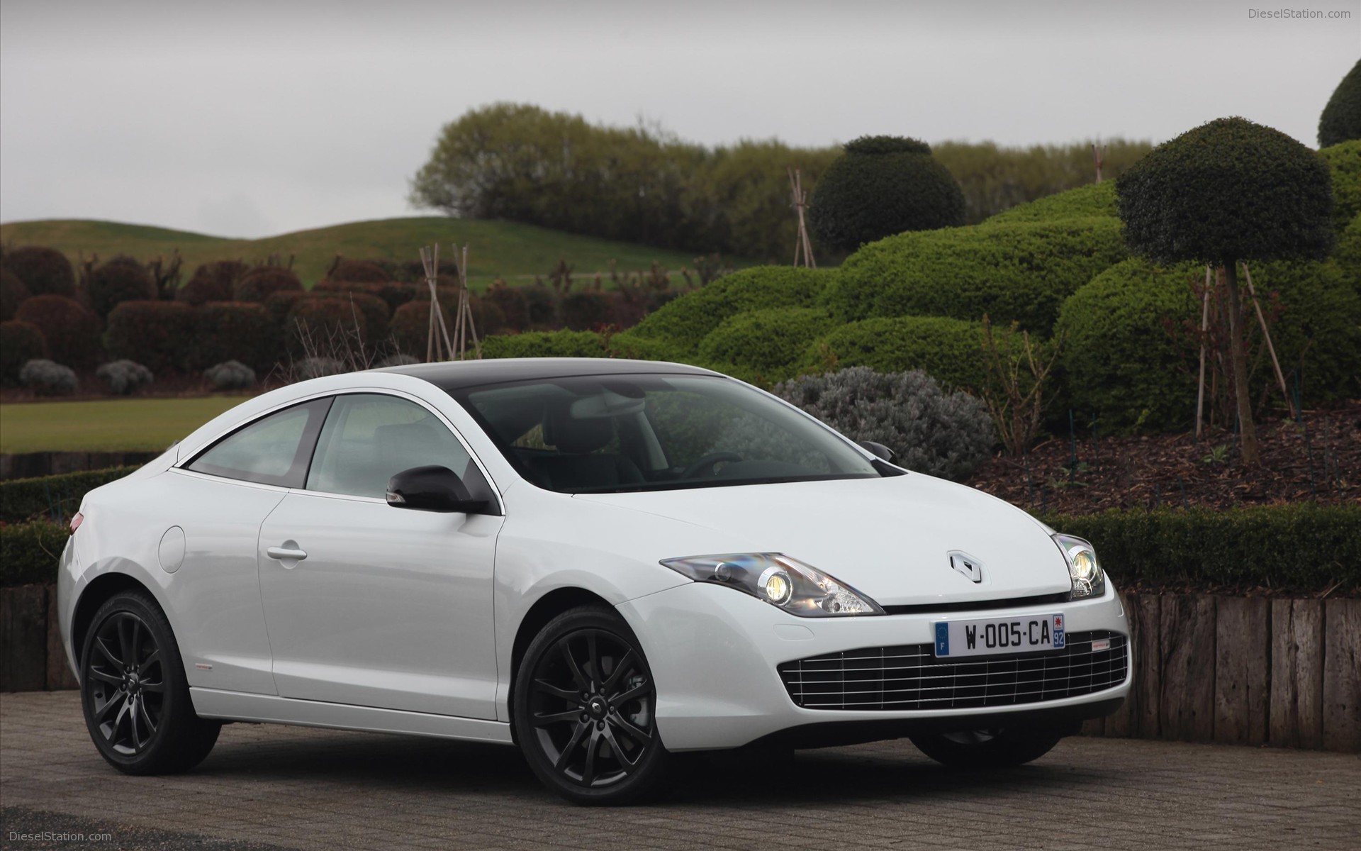 Renault Laguna Coupe Monaco GP limited edition Renault Laguna Coupe Monaco GP limited edition