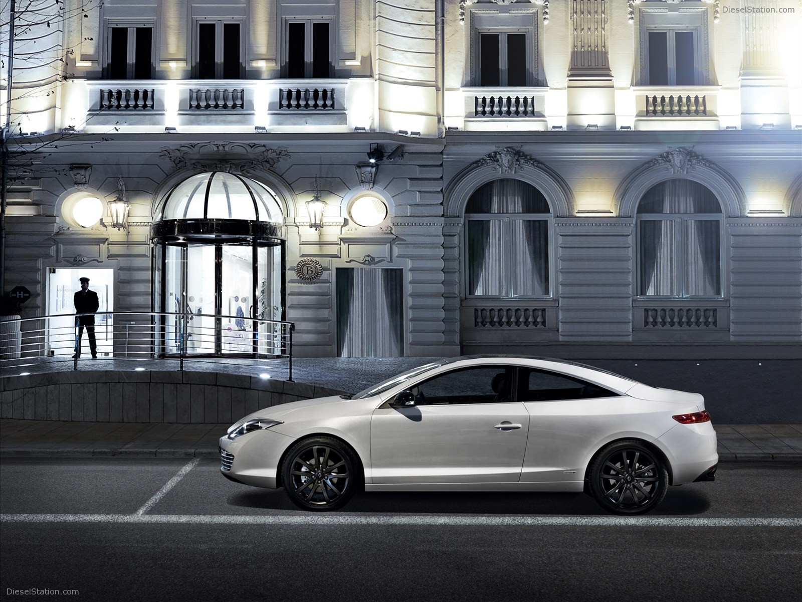 Renault Laguna Coupe 2012