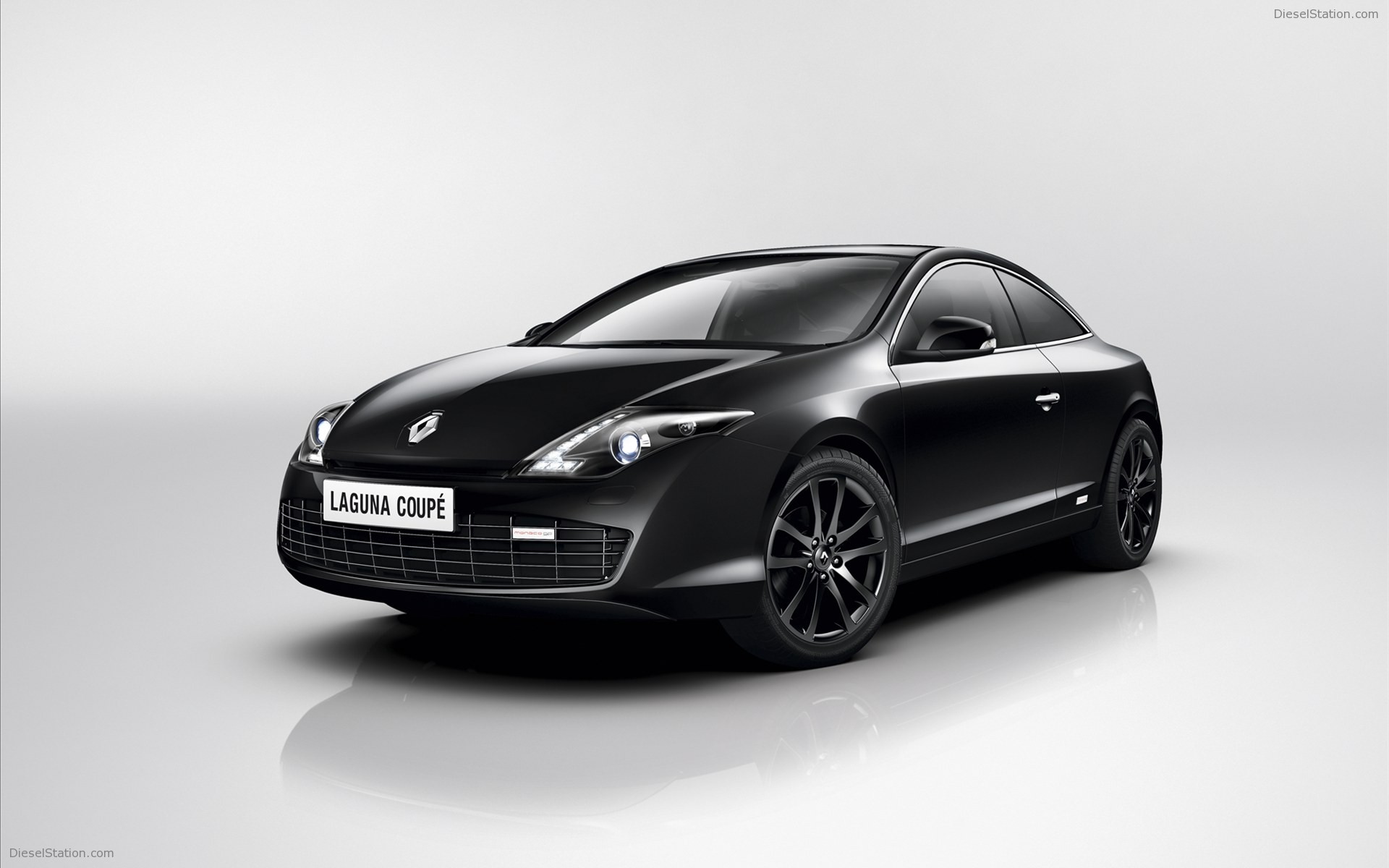 Renault Laguna Coupe 2012