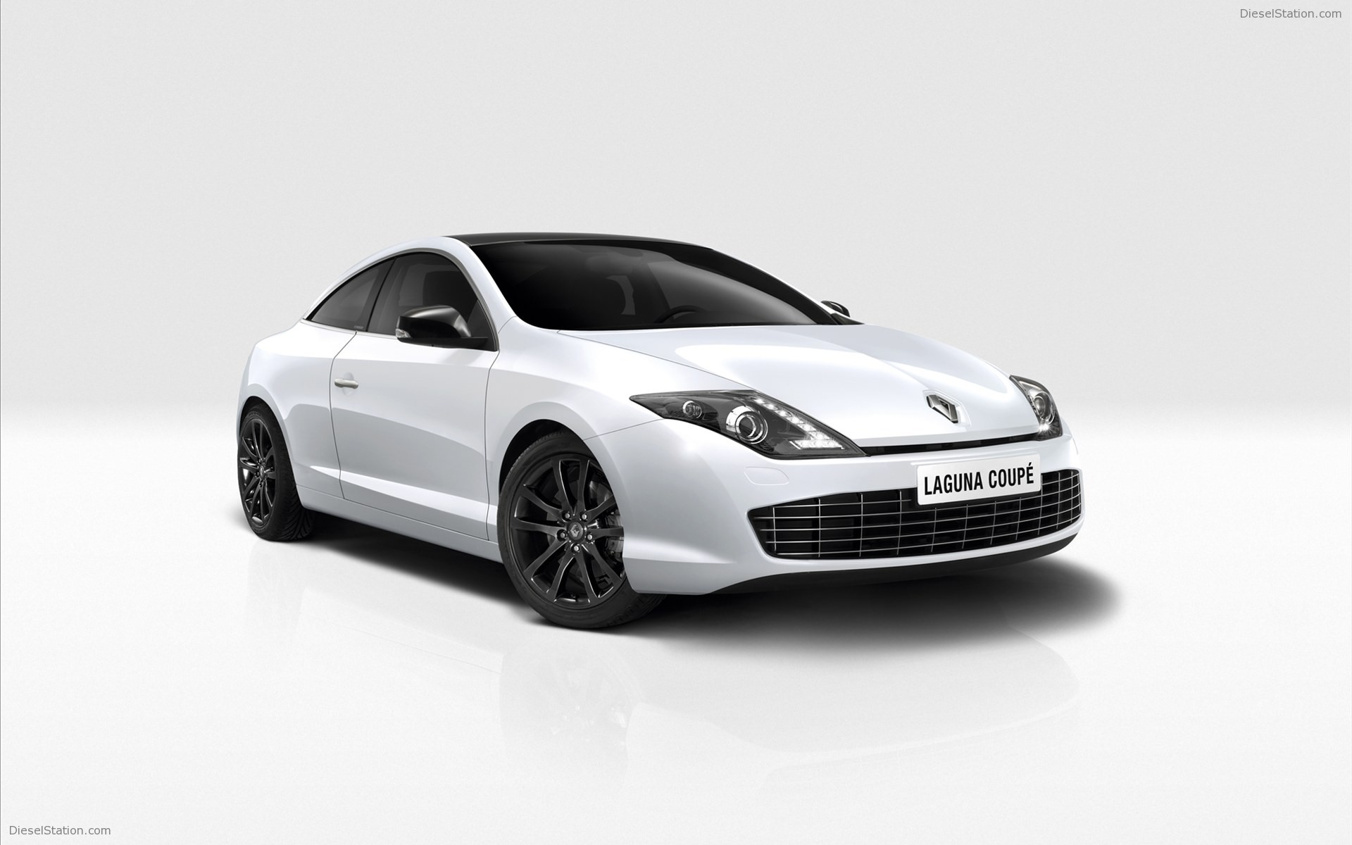 Renault Laguna Coupe 2012