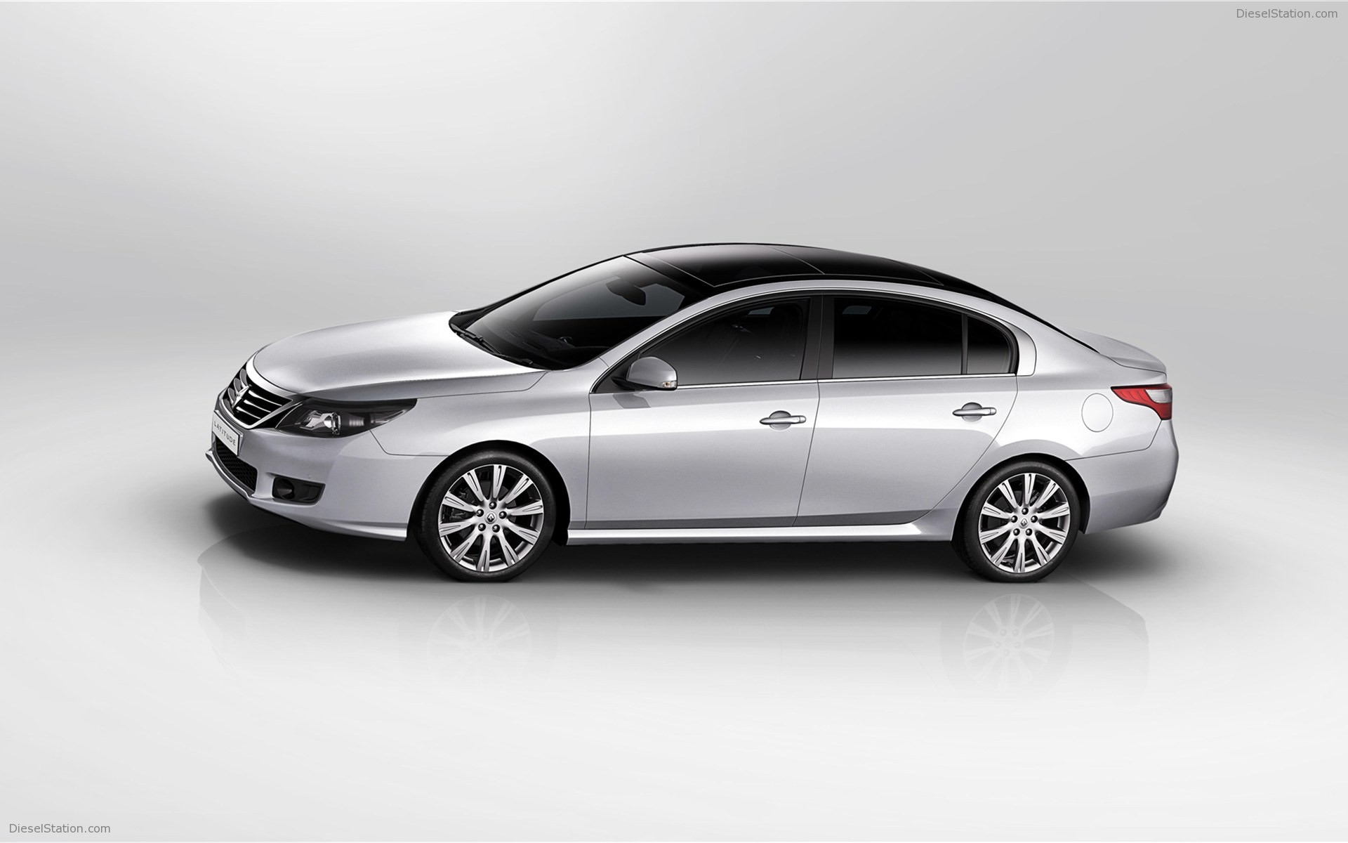 Renault Latitude 2011