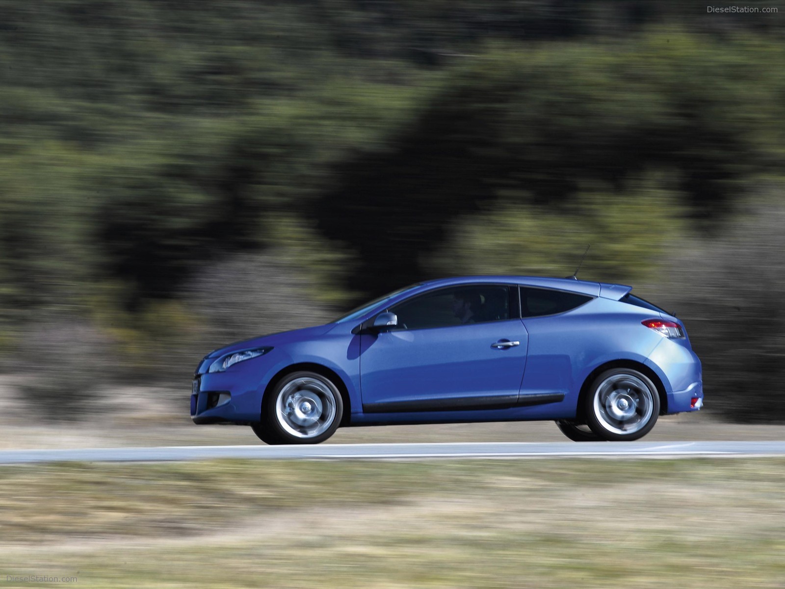 Renault Megane Coupe GT 2011