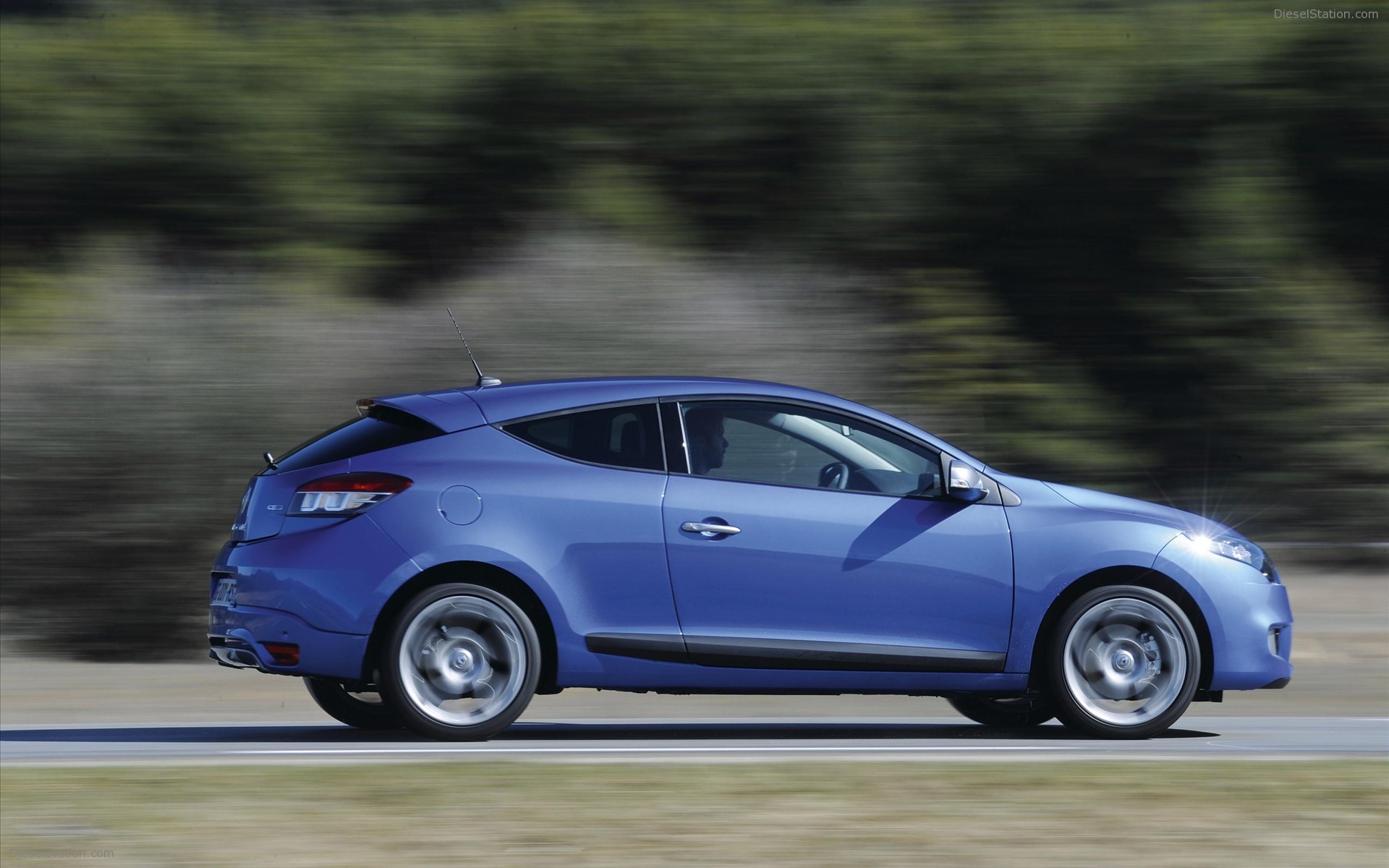 Renault Megane Coupe GT 2011