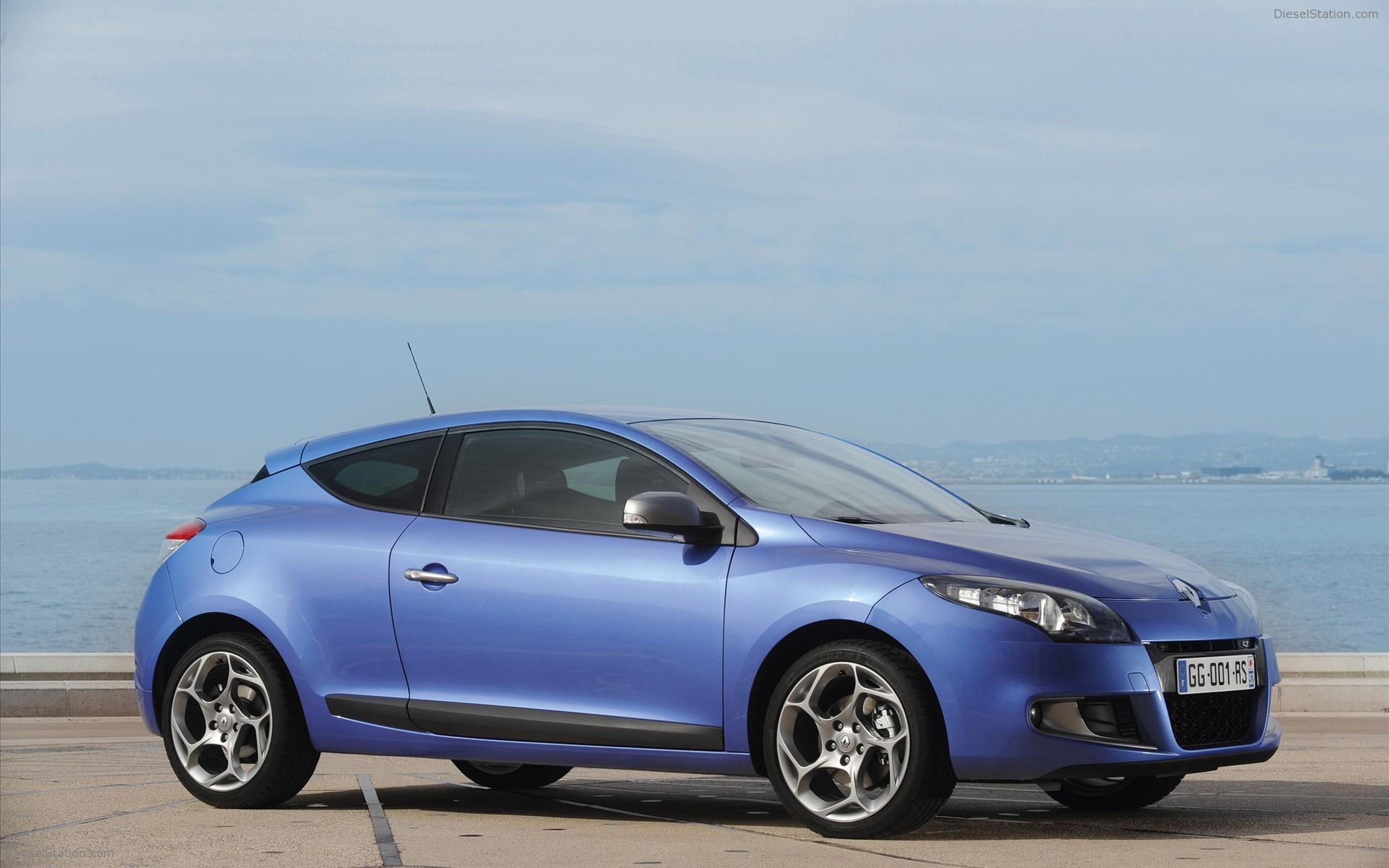 Renault Megane Coupe GT 2011