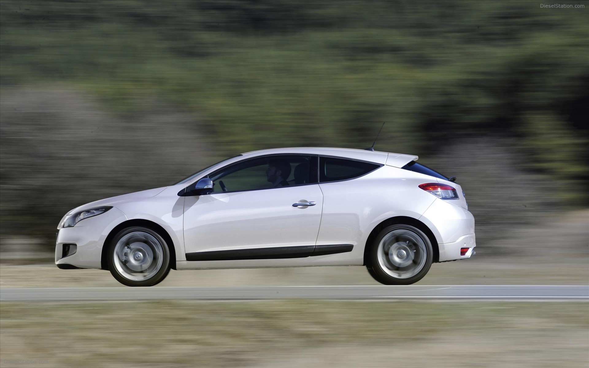Renault Megane GT Line Coupe 2011