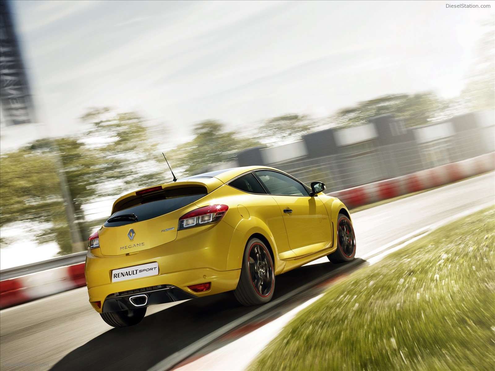 Renault Megane RS Trophy 2012