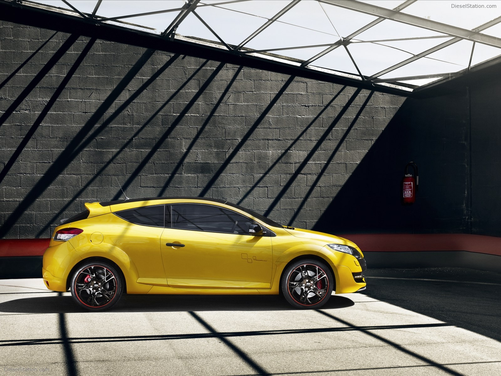 Renault Megane RS Trophy 2012