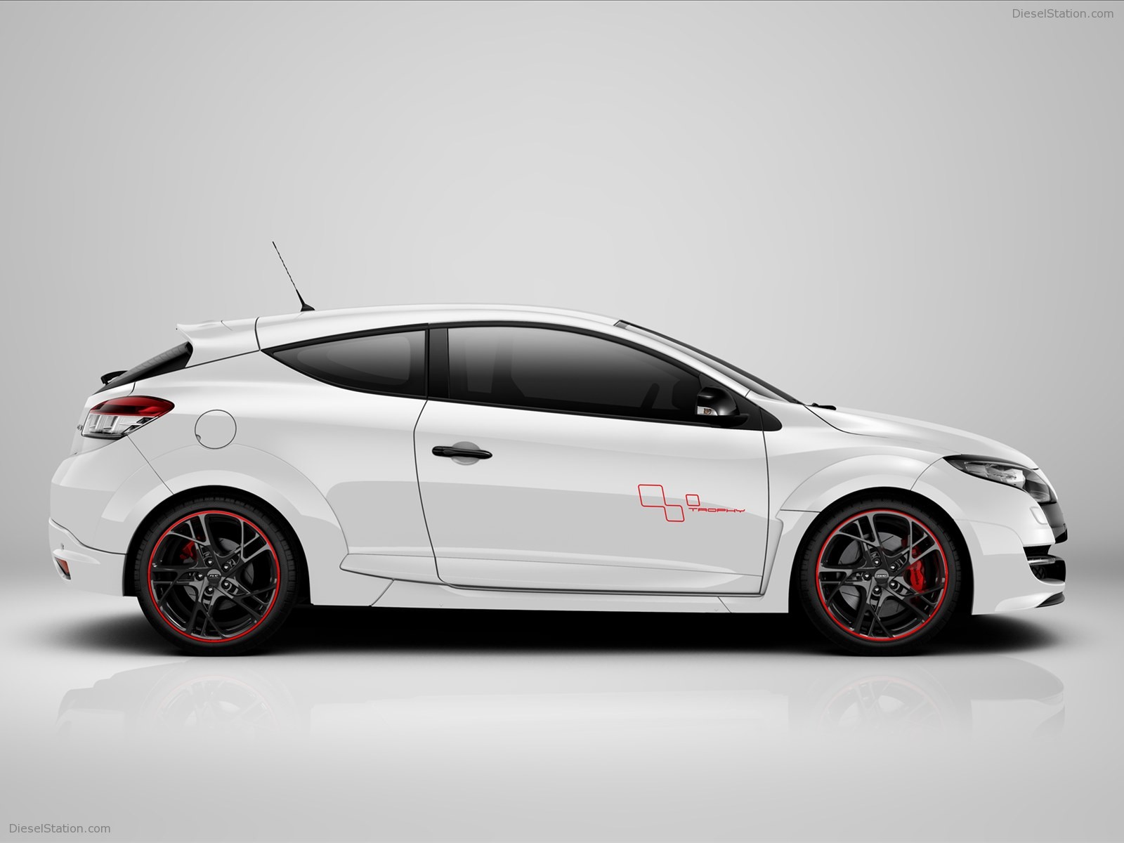 Renault Megane RS Trophy 2012