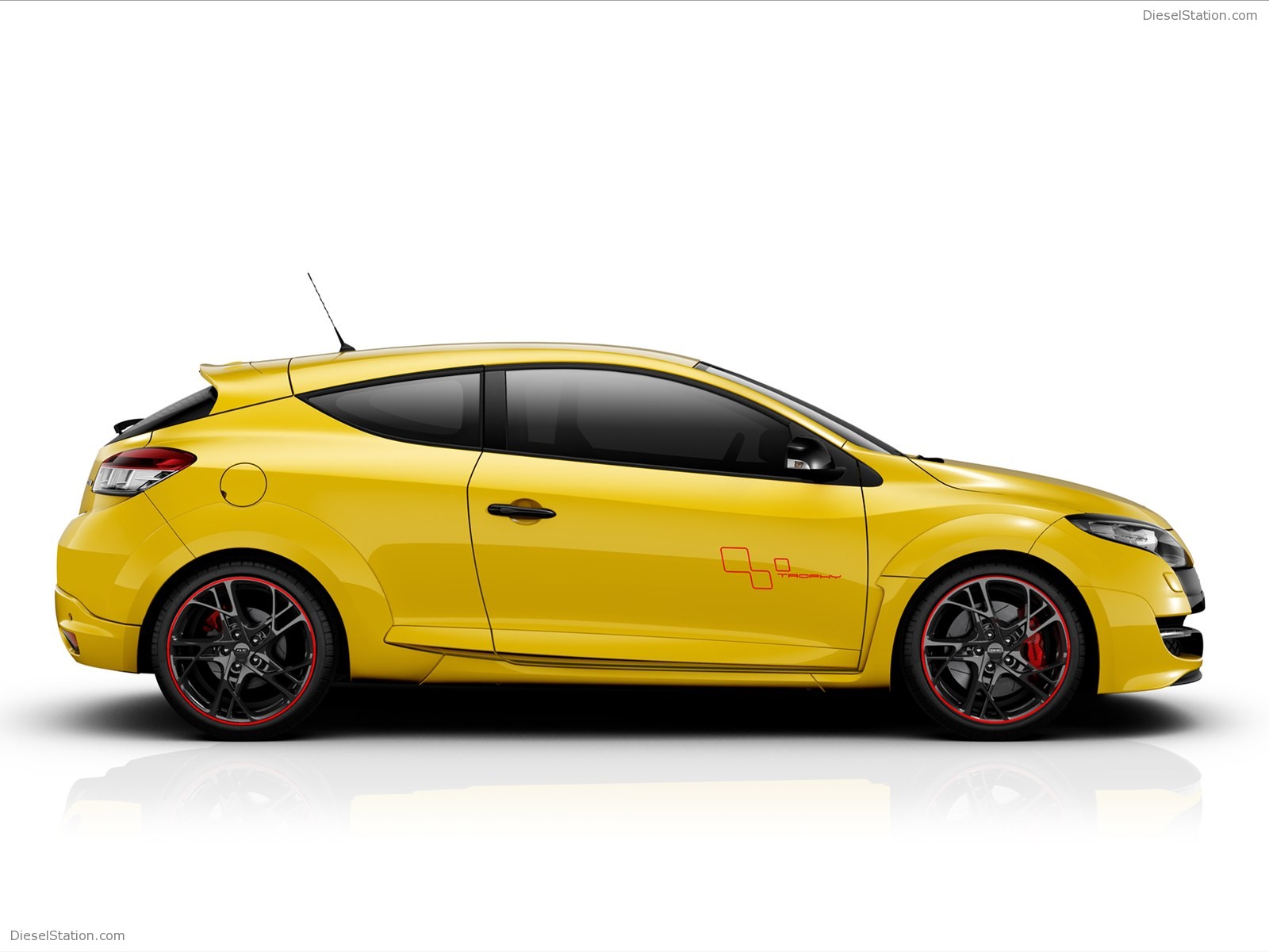 Renault Megane RS Trophy 2012