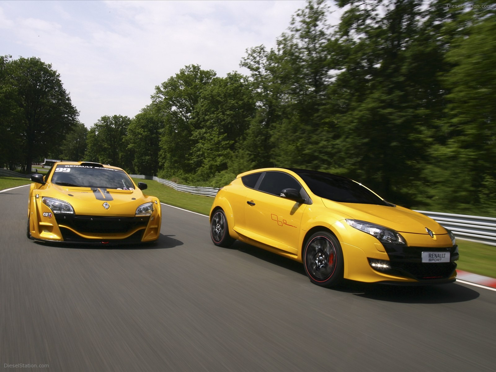 Renault Megane RS Trophy 2012