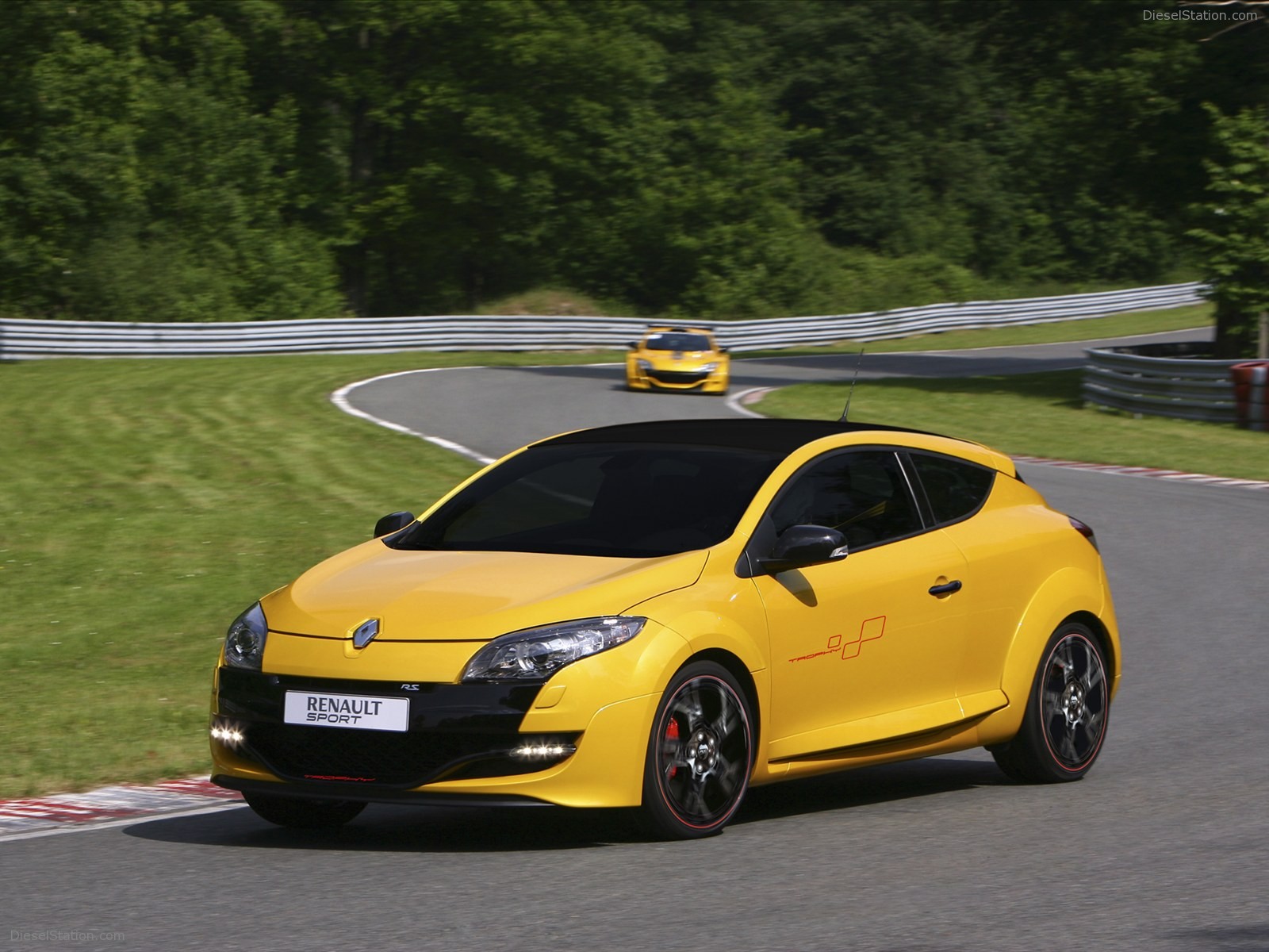 Renault Megane RS Trophy 2012