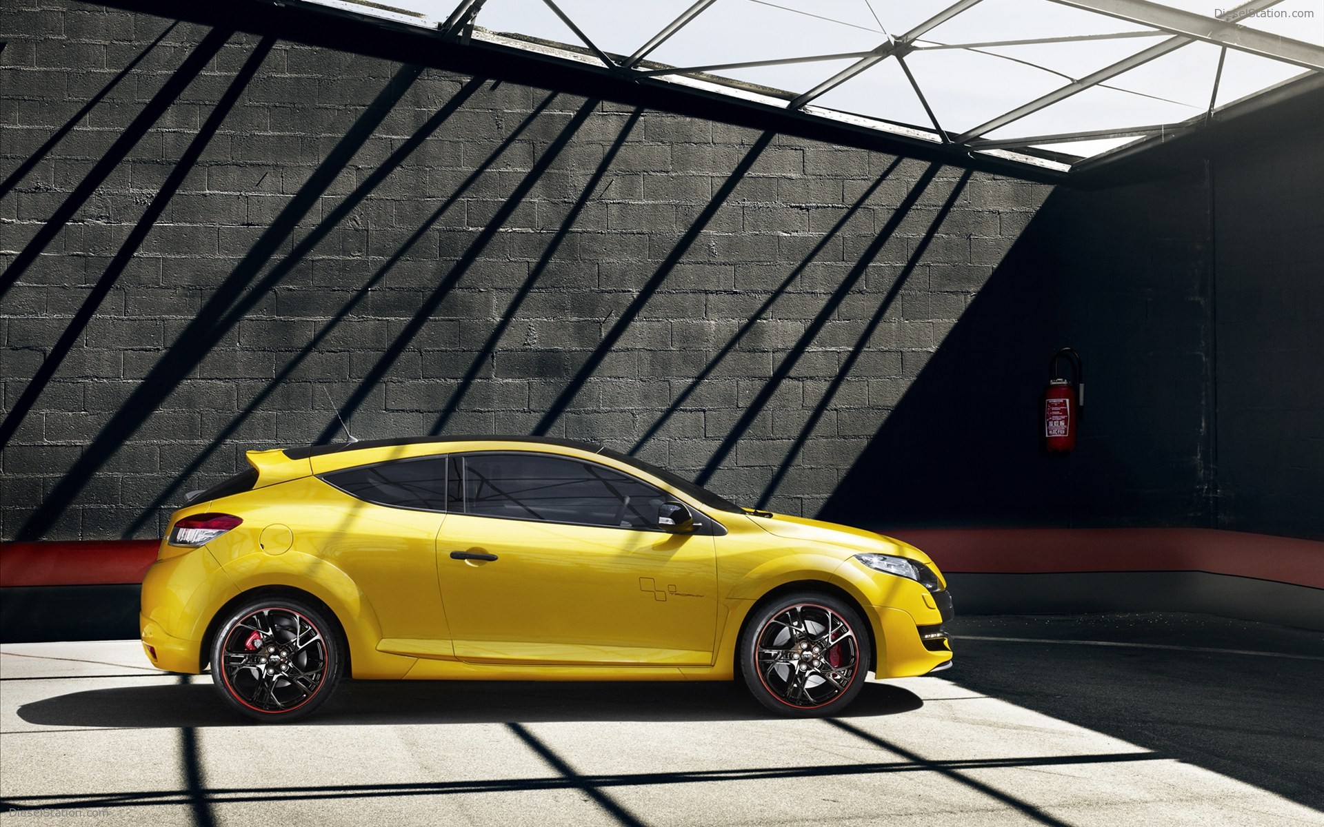 Renault Megane RS Trophy 2012