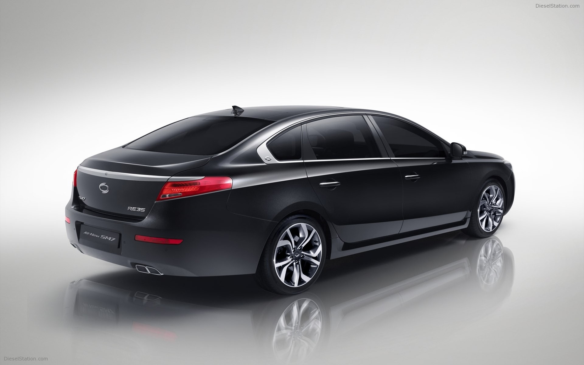 Renault  New SM7 2011