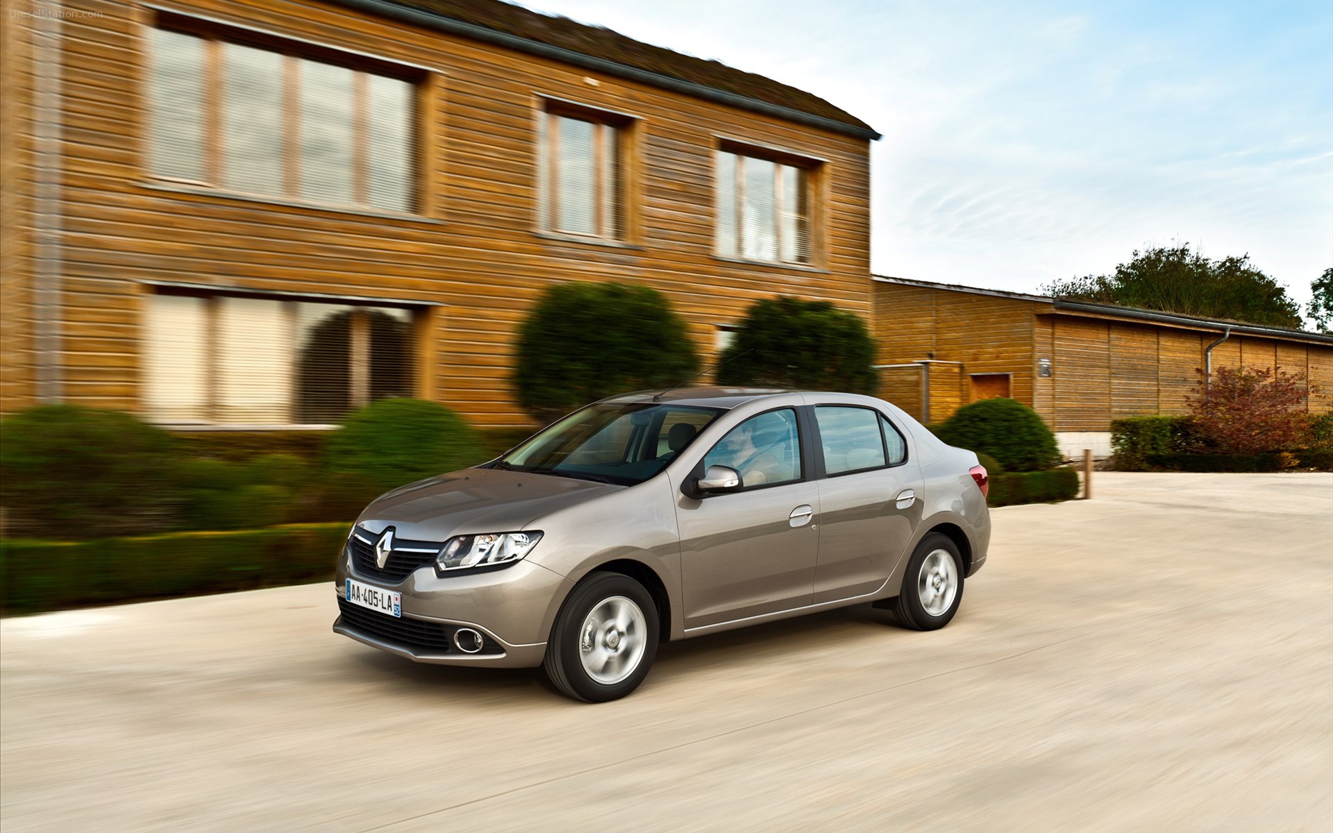 Renault Symbol 2013