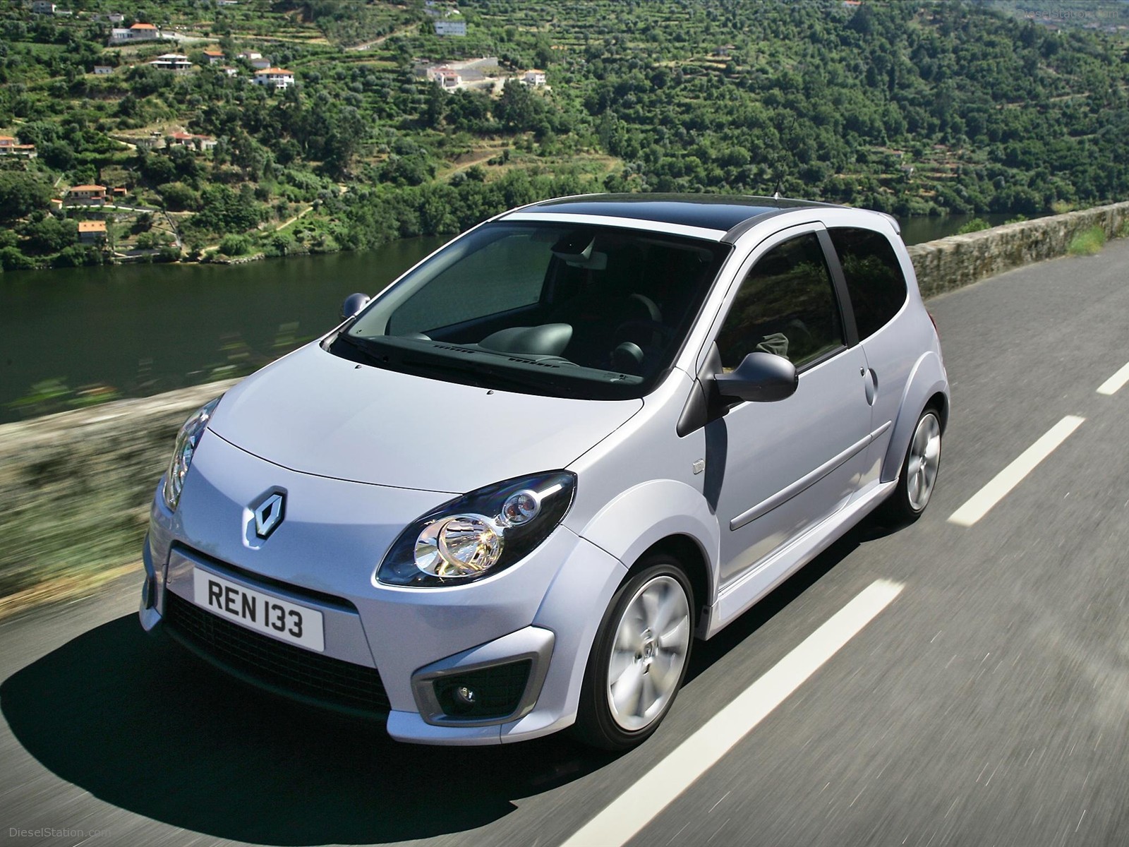 Renault's New Twingo RenaultSport 133