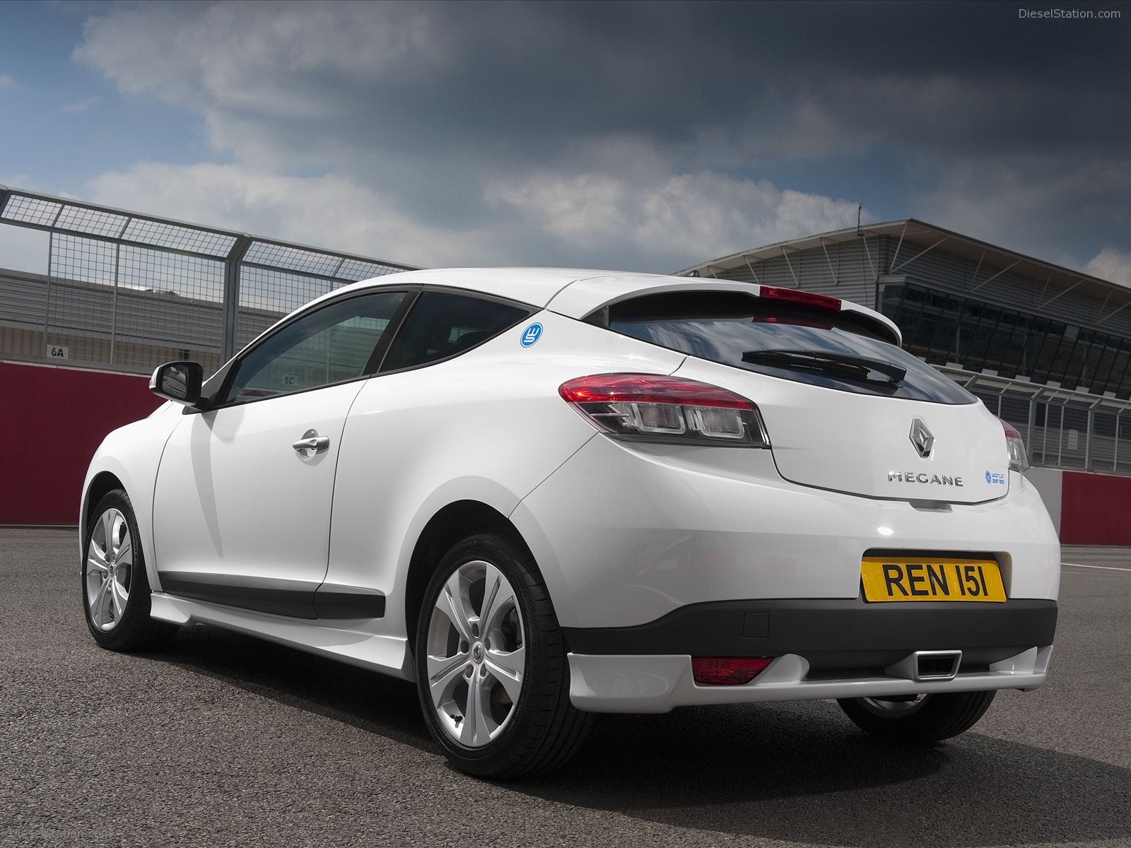 Renault Unveils New World Series Special Editions Renault Unveils New World Series Special Editions