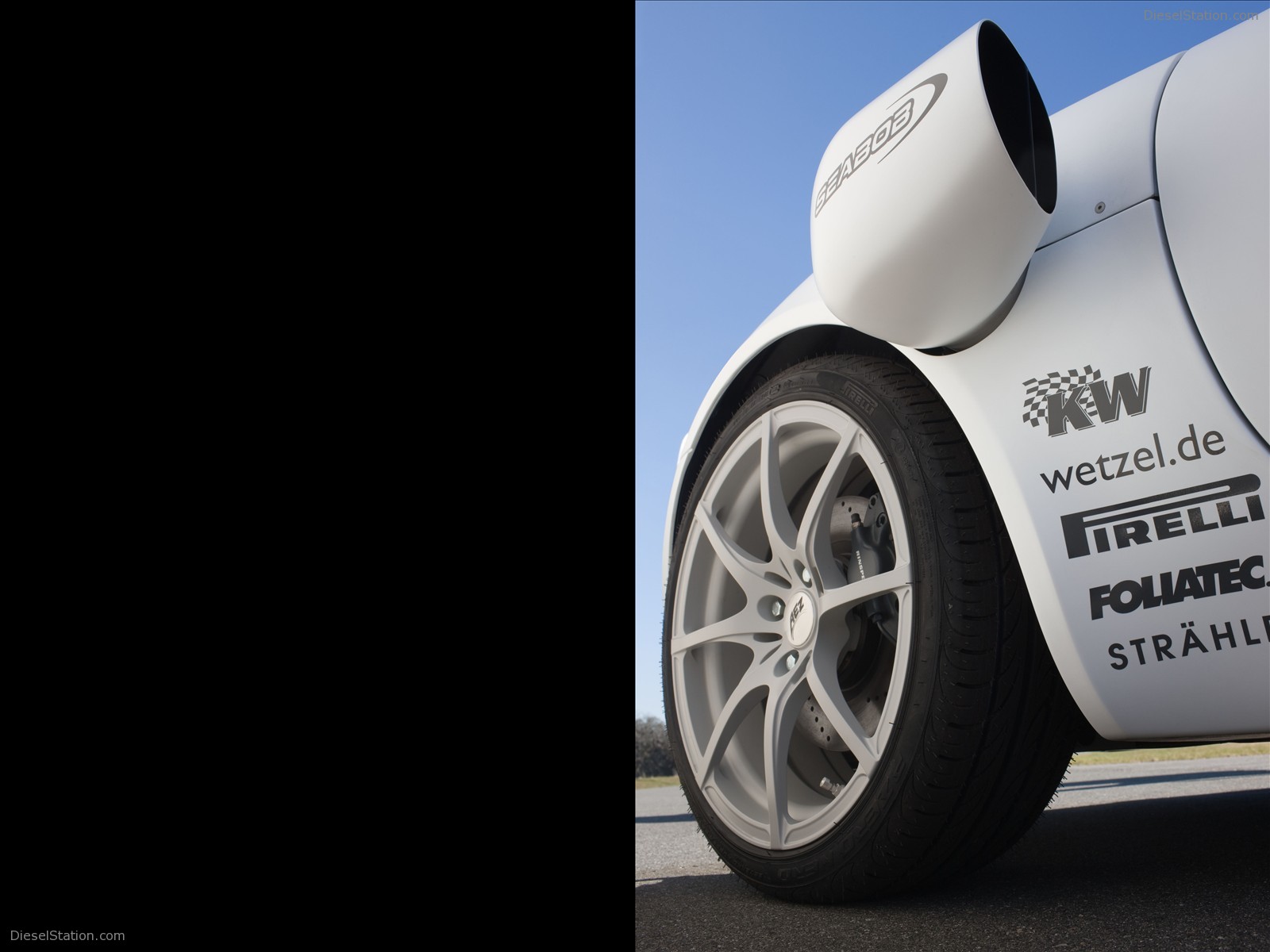 Rinspeed SQUBA at Geneva motor show