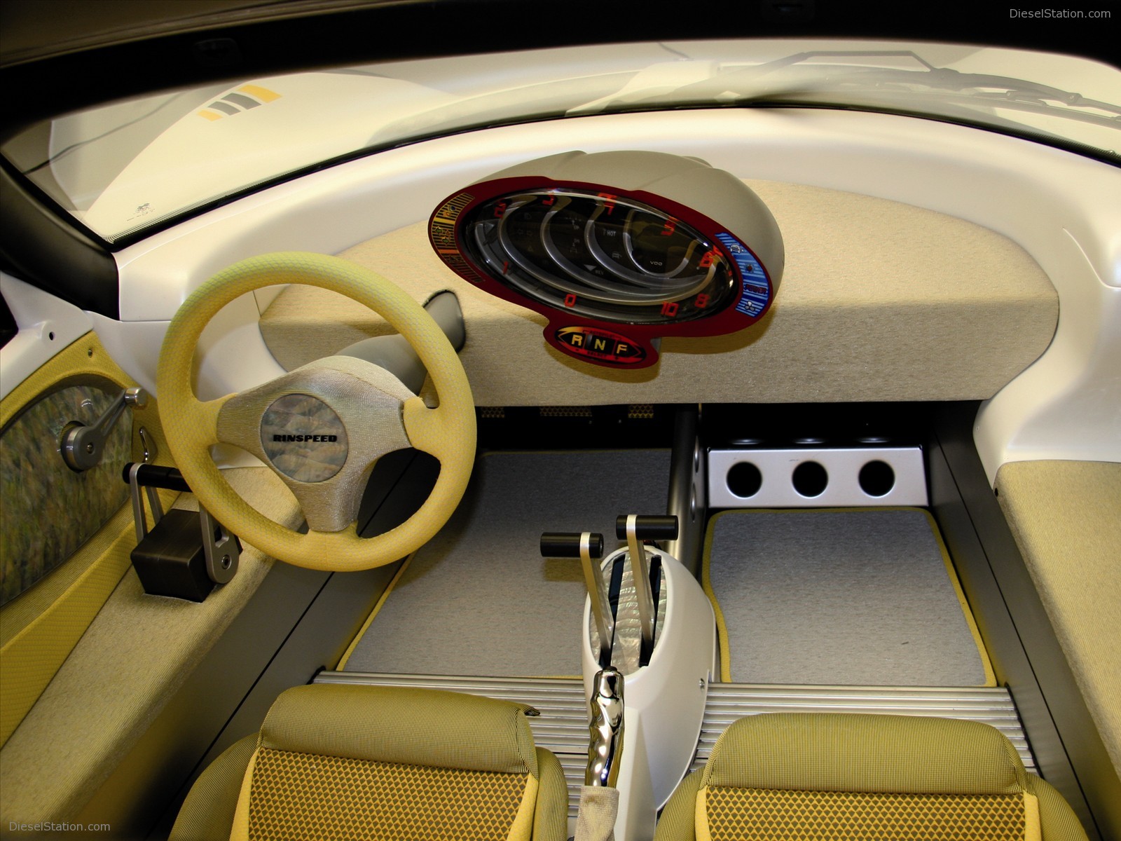 Rinspeed SQUBA at Geneva motor show
