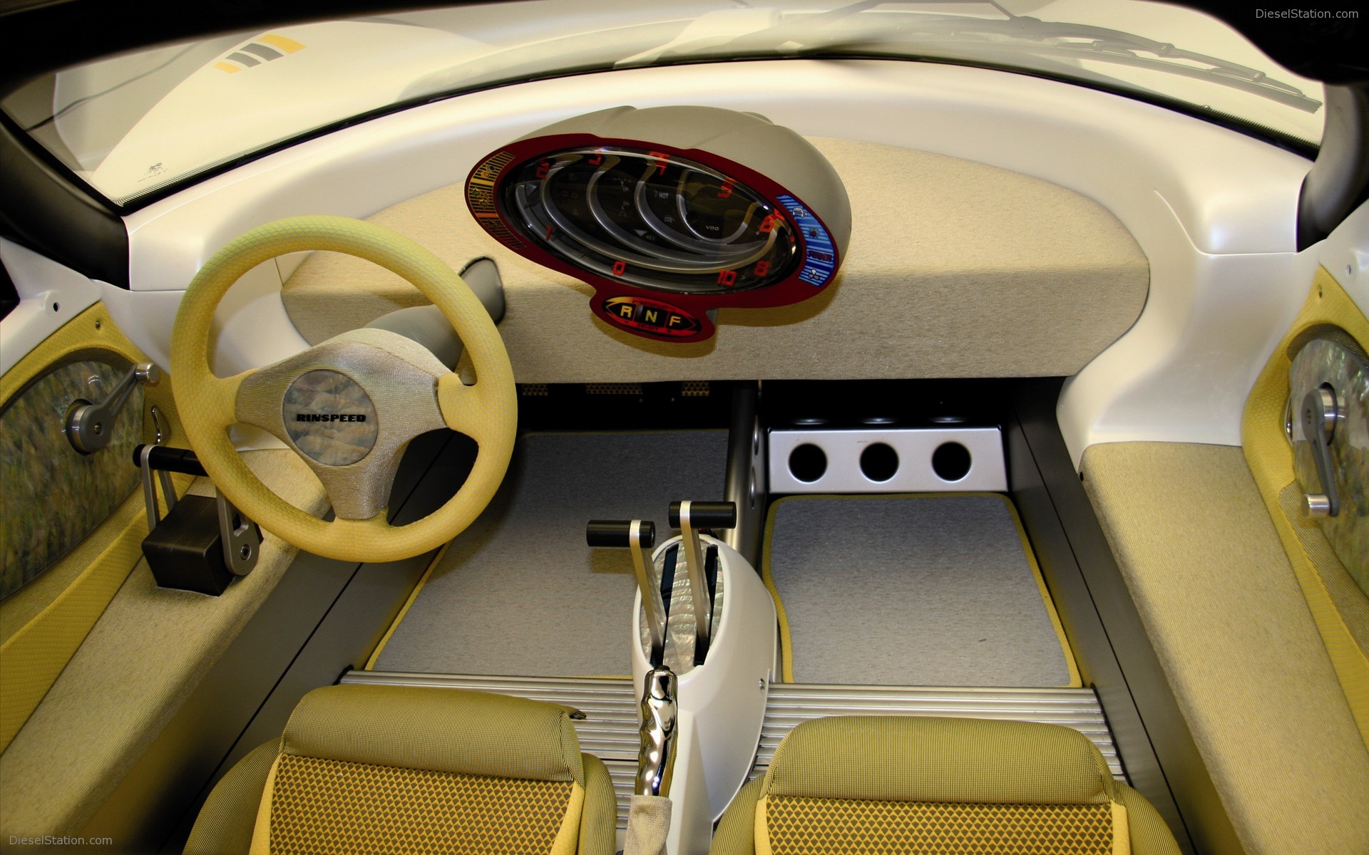 Rinspeed SQUBA at Geneva motor show